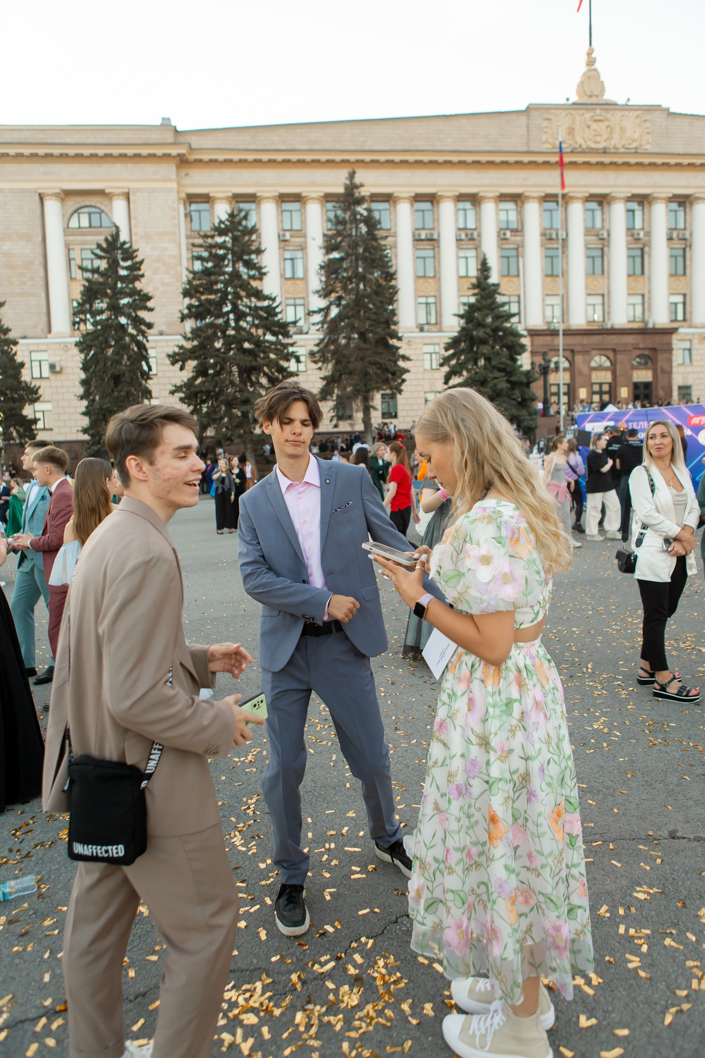 Выпускной Гимназия 12 2024 г. Свадебный и портретный Фотограф в Липецке Дмитрий Котюков