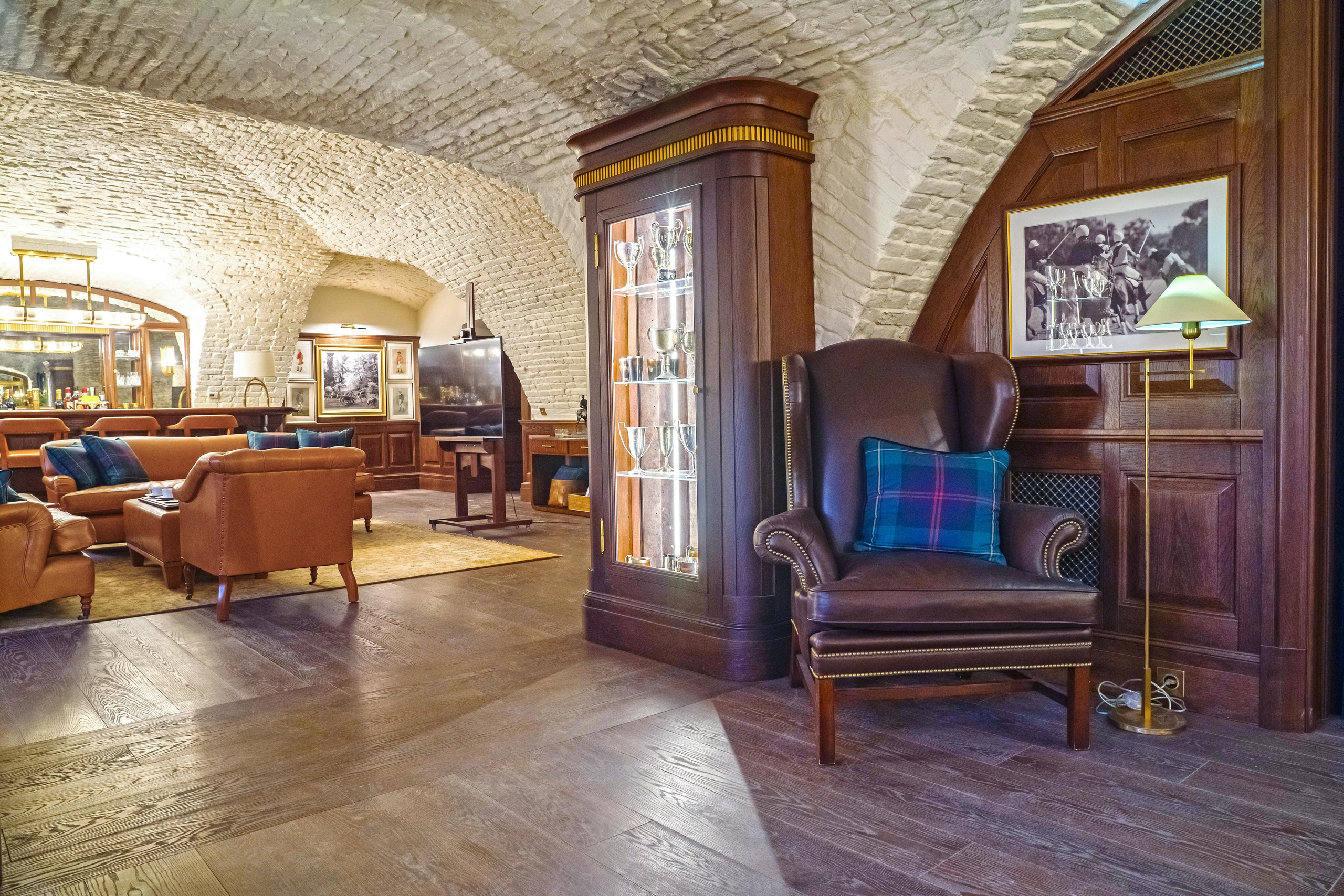 Интерьер бара ресторана. Фотограф в Санкт-Петербурге. Репортажная и все съёмки для бизнеса