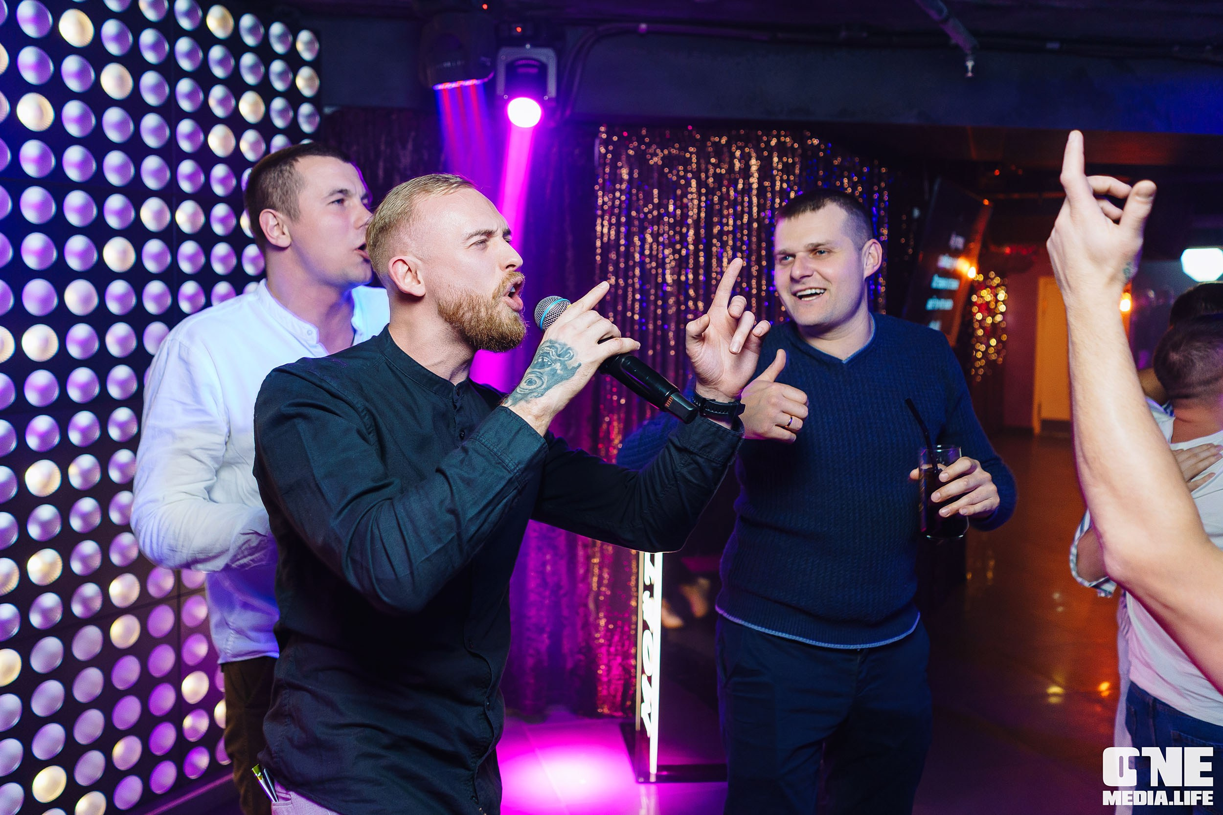 Фоторепортаж из караоке-клуба Эйфория. One Media Life: фоторепортажи, фотоотчеты с мероприятий и заведений
