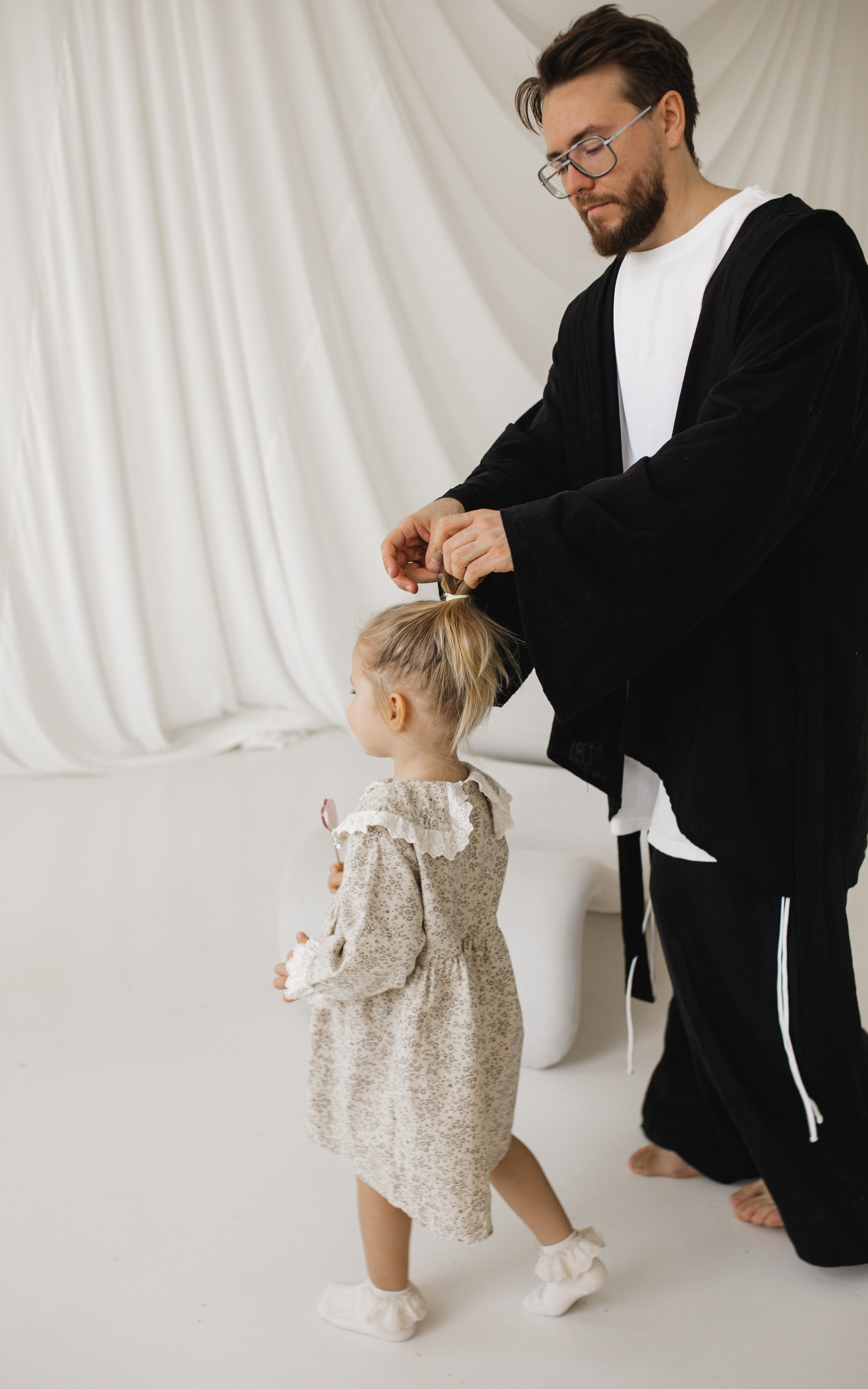 Тая с папой и мамой. Семейный и свадебный фотограф в Екатеринбурге Орлова Ирина