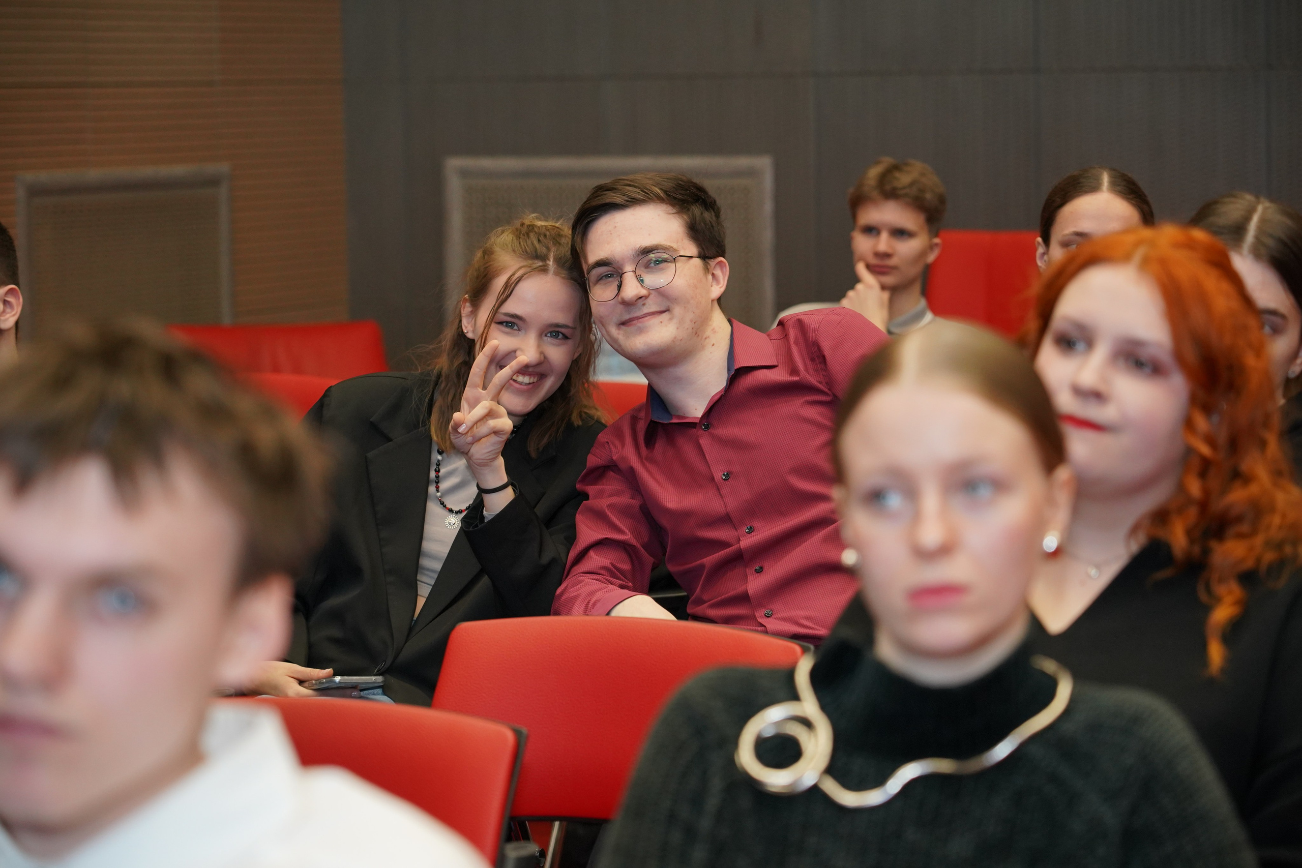 Фотограф на официальном мероприятии