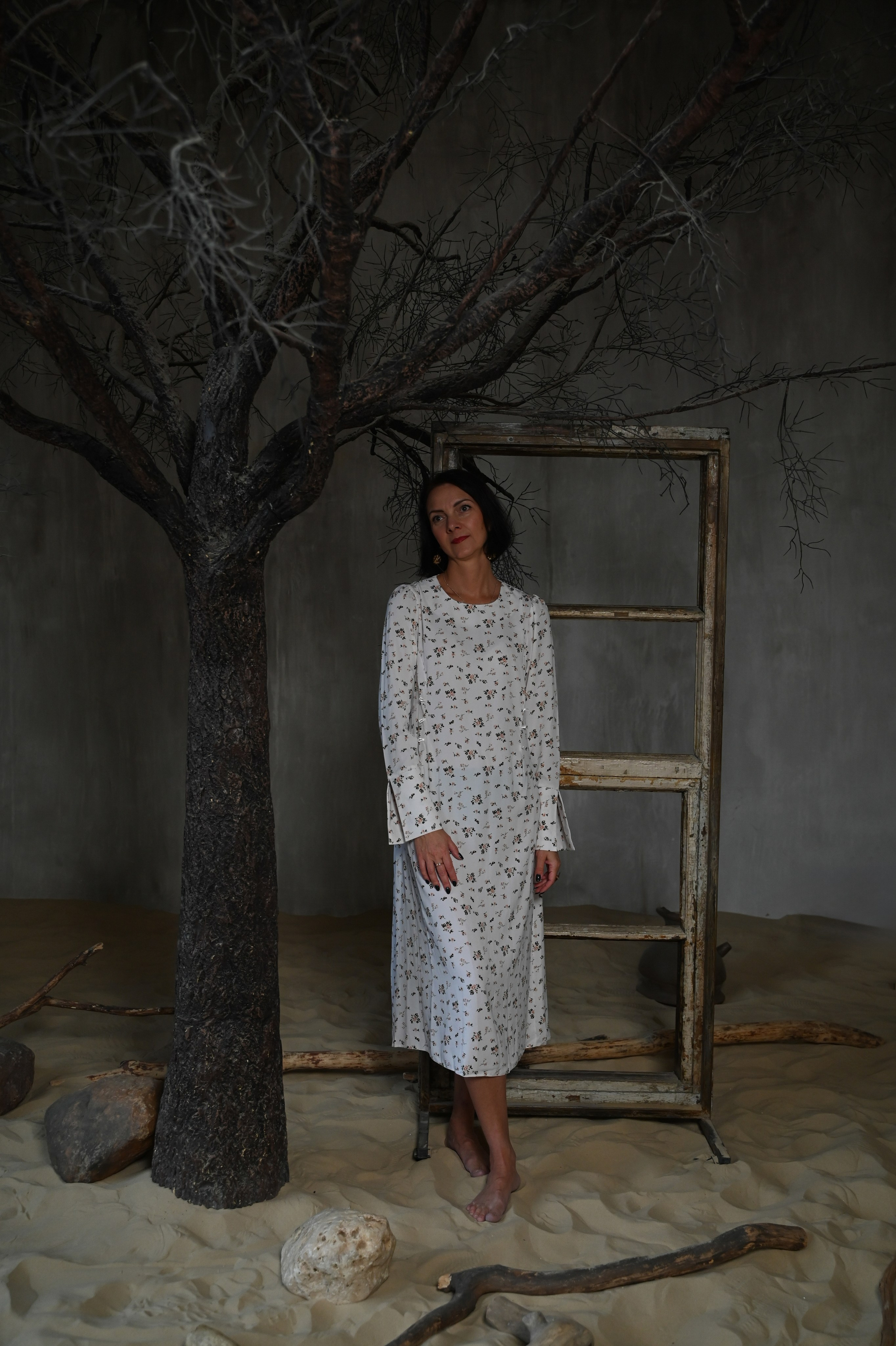 Женская фотосессия в студии с песком. Портретный фотограф в Москве Казьмина Олеся