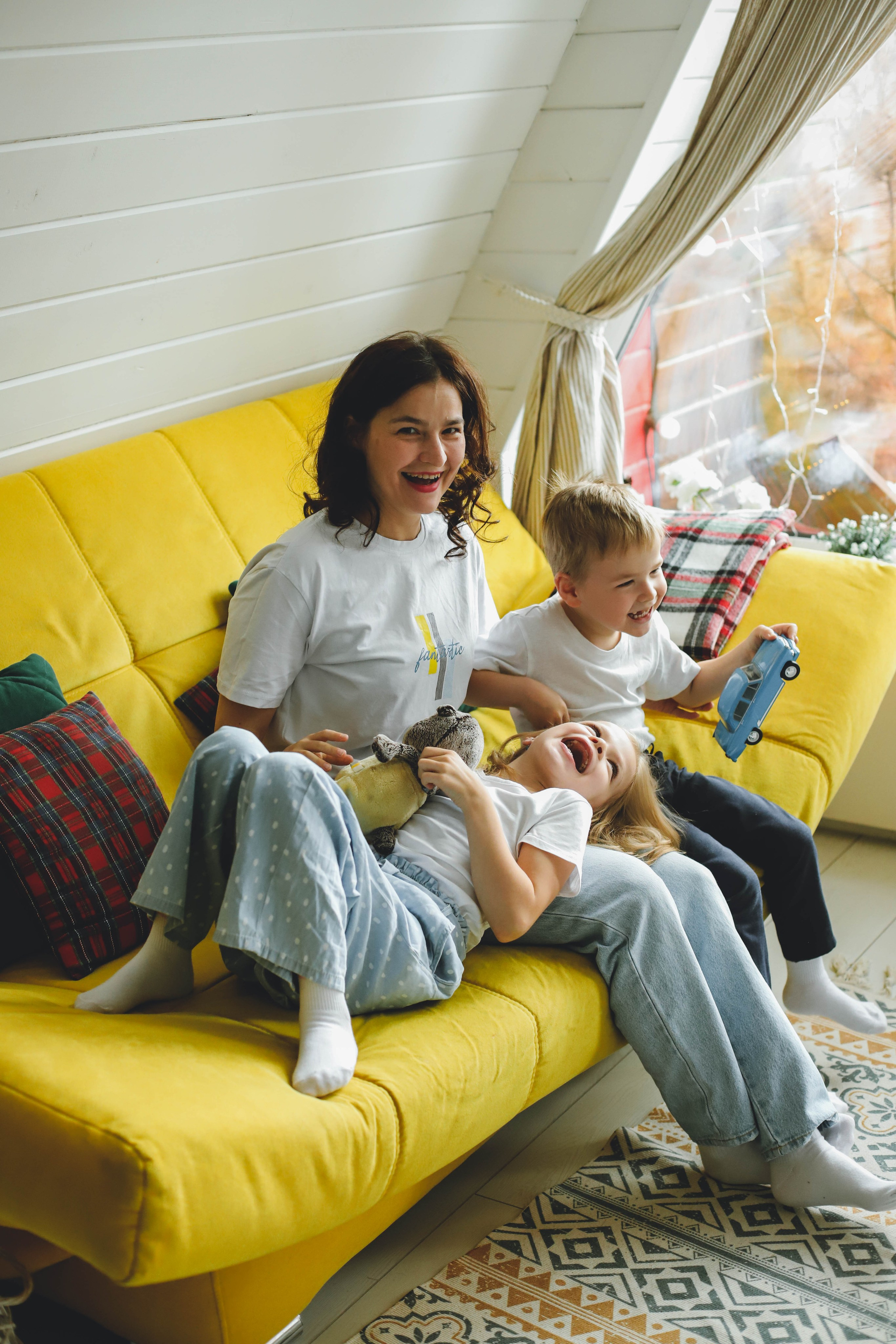 В красивом красном домике. Фотограф в Сургуте Брызгунова Анастасия
