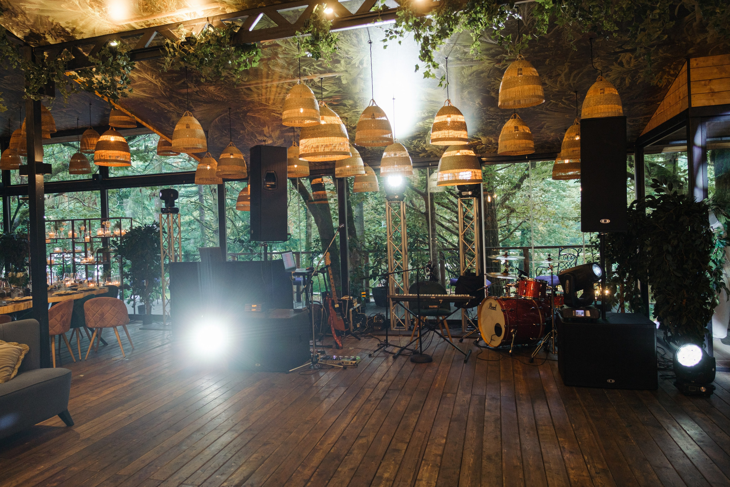 Кот и Дракон. Свадебный Видеограф Фотограф в Сочи