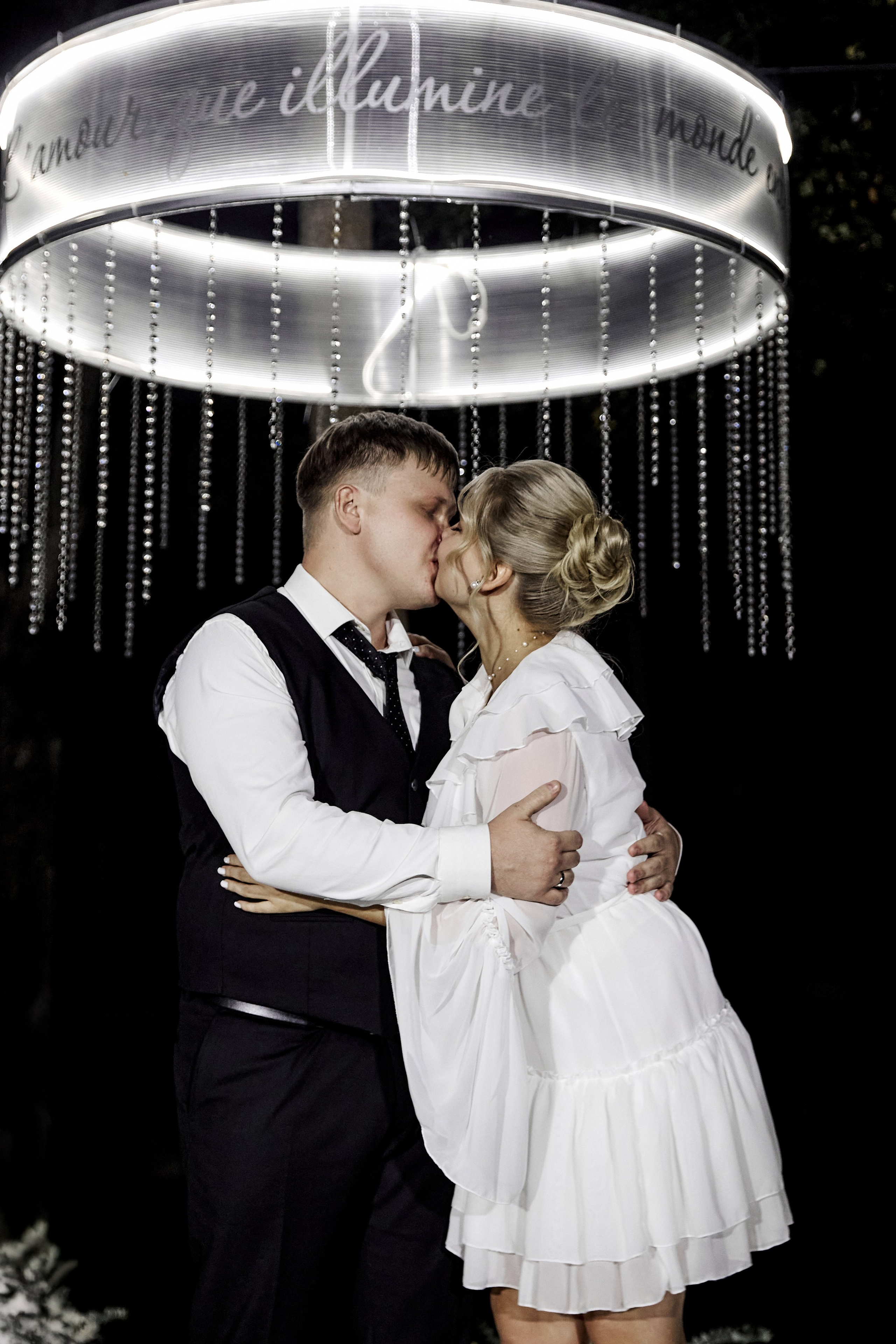 L'amour que illumine. Студия декора НикитинаДекор — оформление мероприятий в Ульяновске. Профессиональное создание эксклюзивных декораций