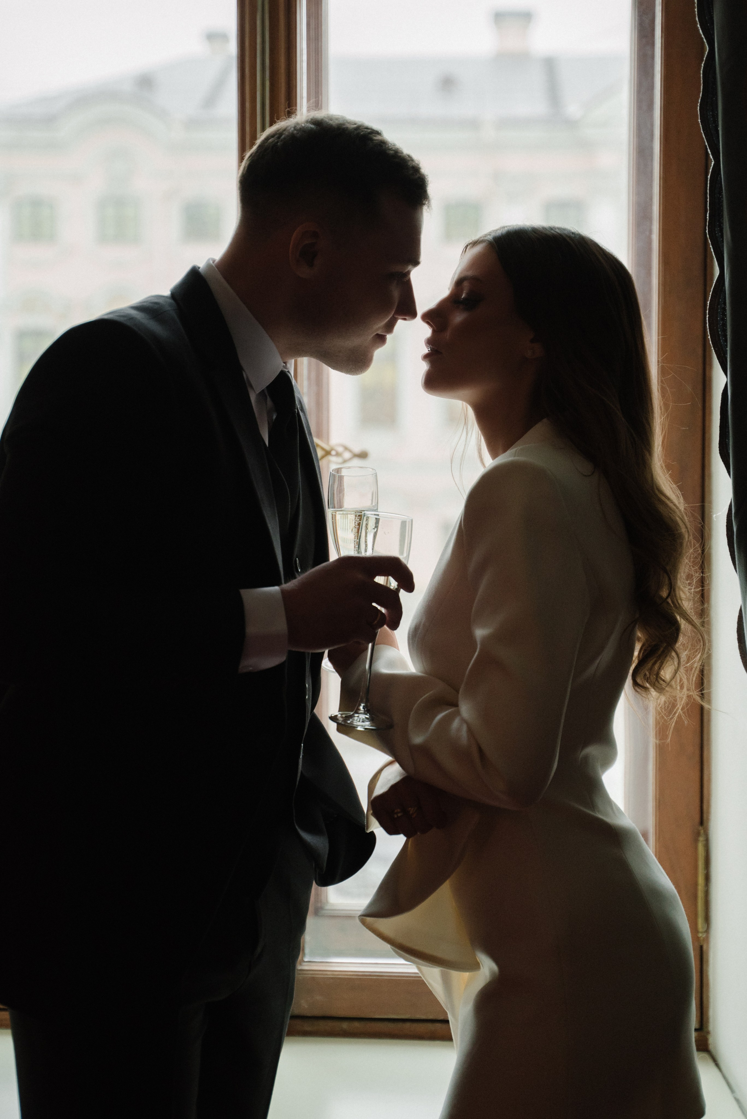 Артем и Яна. Ваш свадебный и семейный фотограф