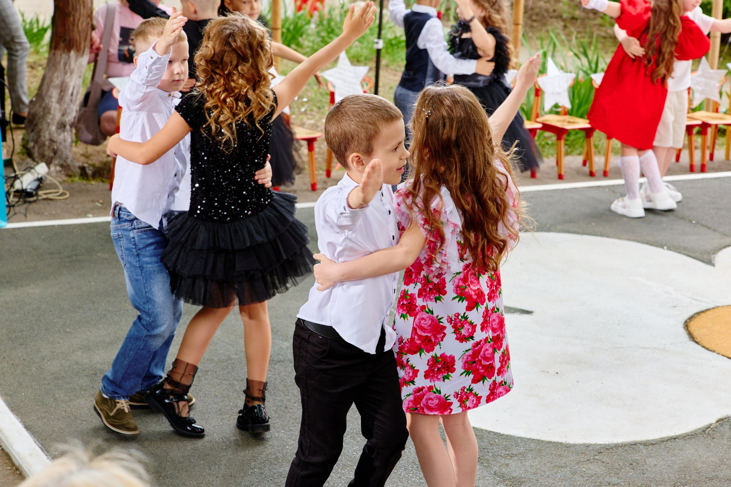 Выпускной 45 сад. Фотограф Выпускные альбомы Таганрог Сергей Коробченко