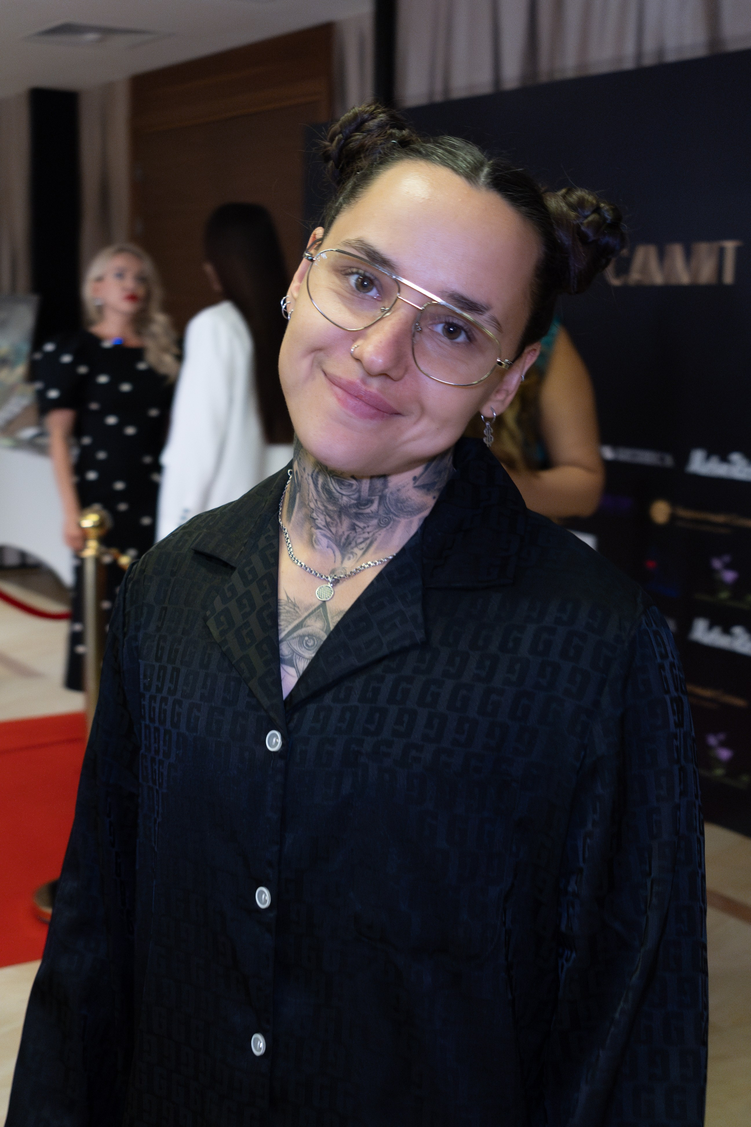 Всероссийский PR-SAMMIT. Фотограф Красноярск съемки лавстори, фотосессия в студии, портретная съемка, творческие фотосессии