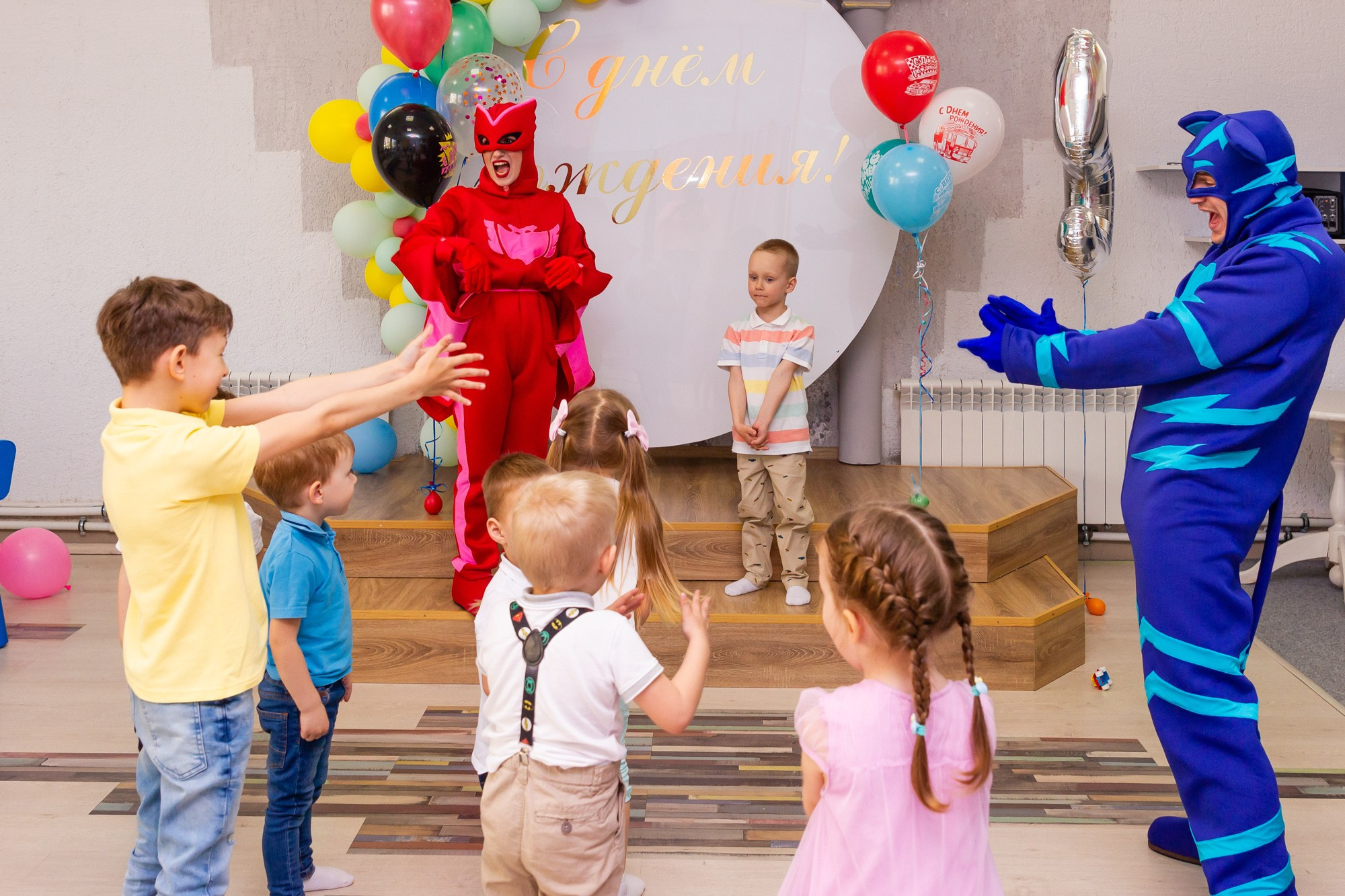 ДР Никиты в Castro club. Фотограф в Волгограде и Волжском Наталья Фирсова