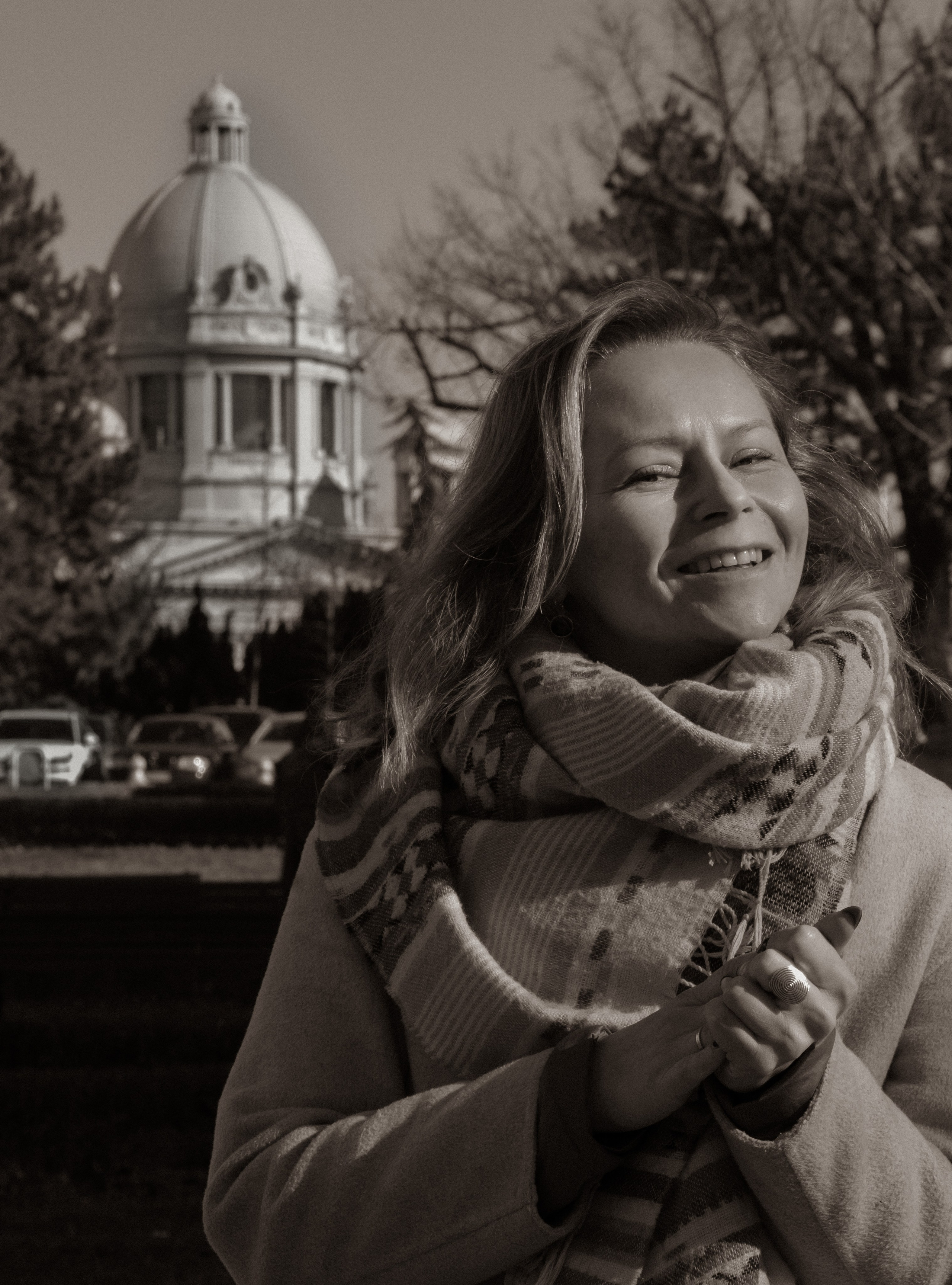 Photoshooting for the guide in Belgrade and Montenegro. Portrait photographer in Tivat Montenegro Katerina Kirsanova