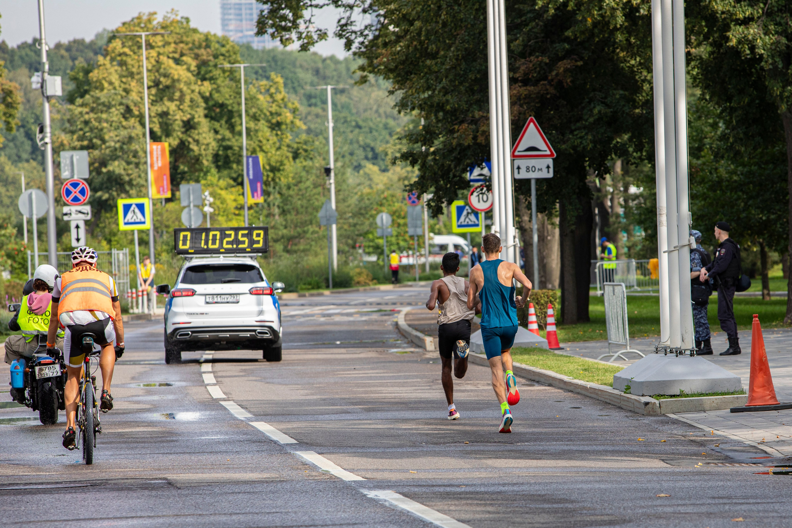 Полумарафон Лужники, 20 августа 2023 г. Фотограф Сергей Ловкий
