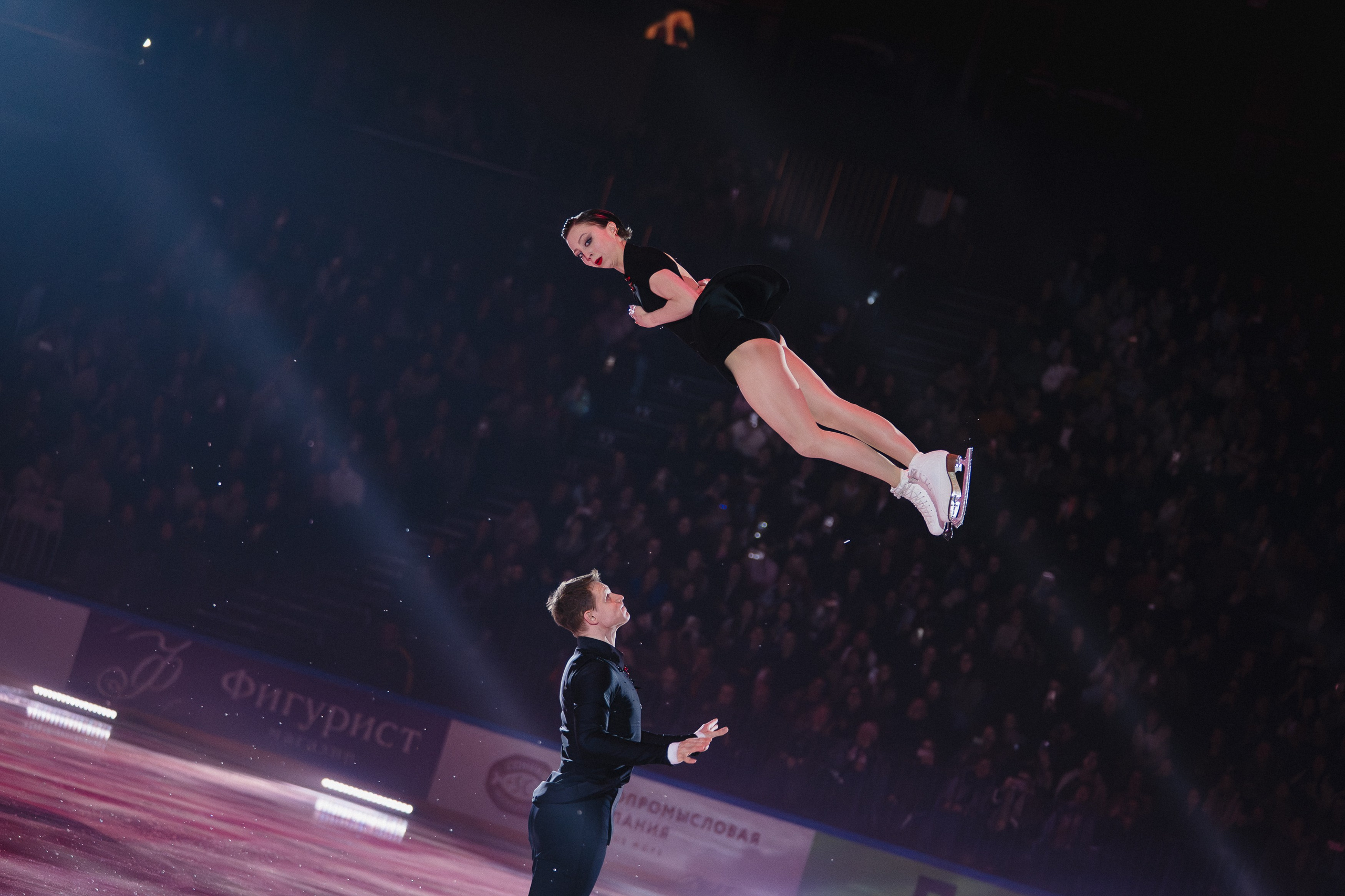 Шоу Этери Тутберидзе в Новосибирске. Воробьева Ксения — Спортивный и танцевальный фотограф Новосибирск