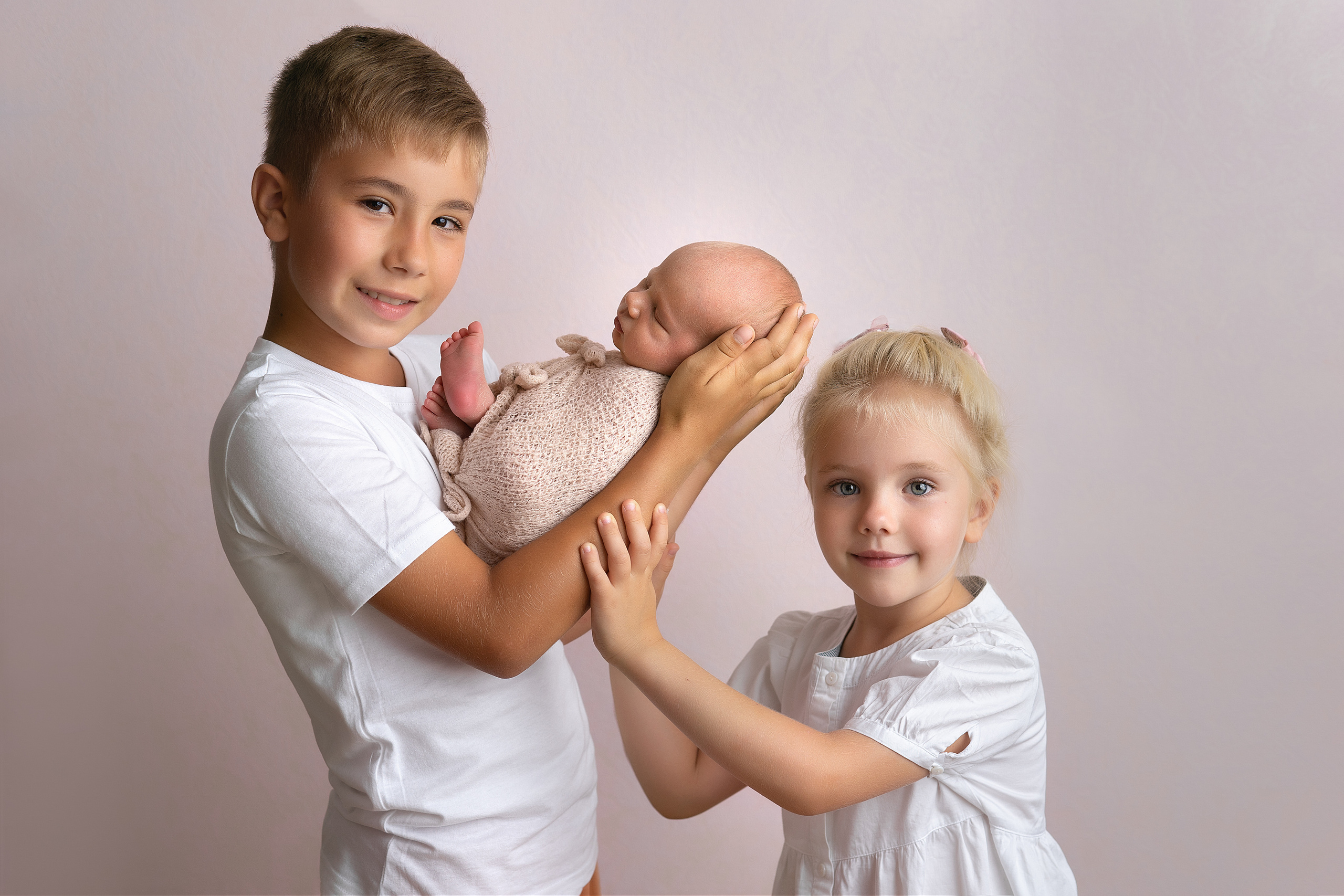 Новорожденные. Фотограф в Новосибирске