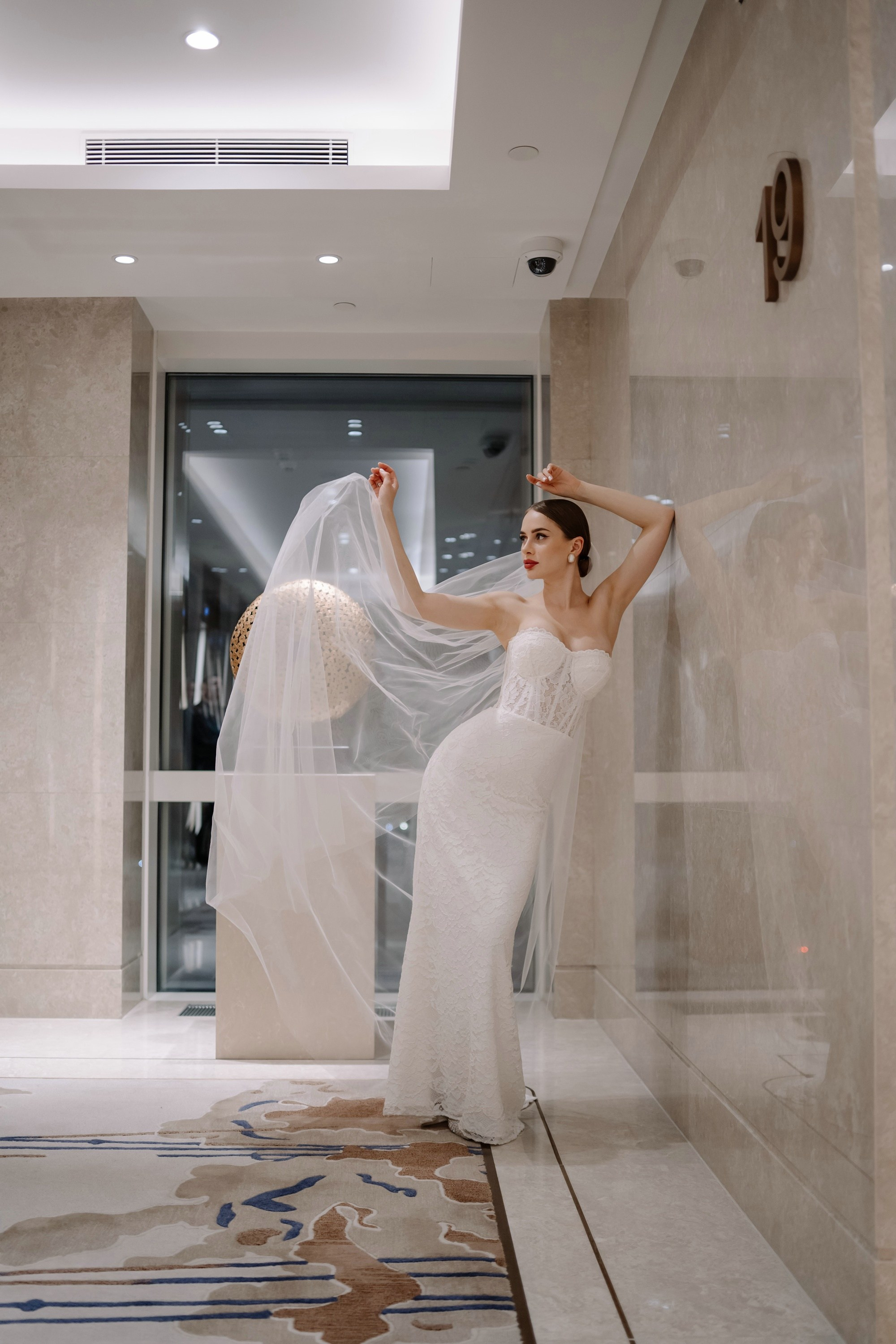 Свадебная фотосессия в Soluxe hotel Moscow. Свадебный и семейный фотограф в Москве Светлана Зоткина