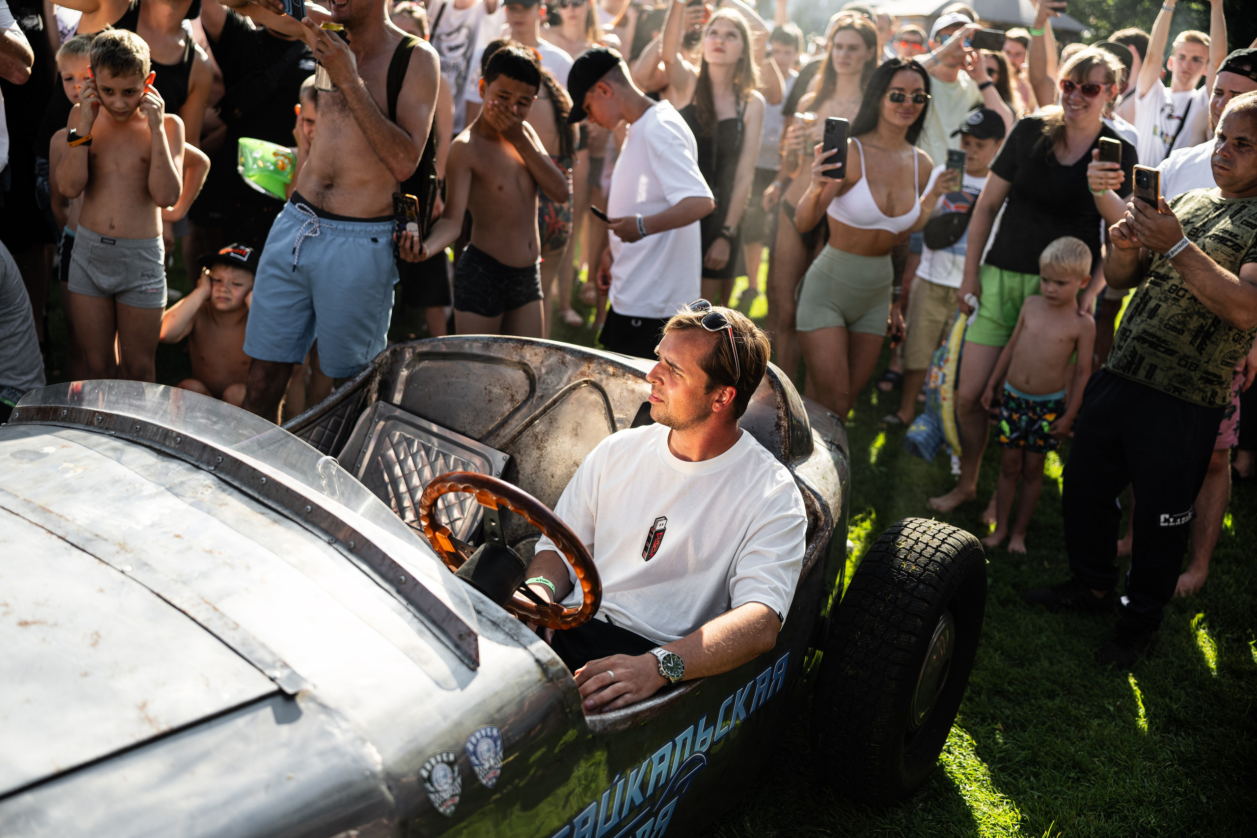 Tuning Open Fest 2025. Авто и мотоспорт — фотограф Антон Медведев iCoguar