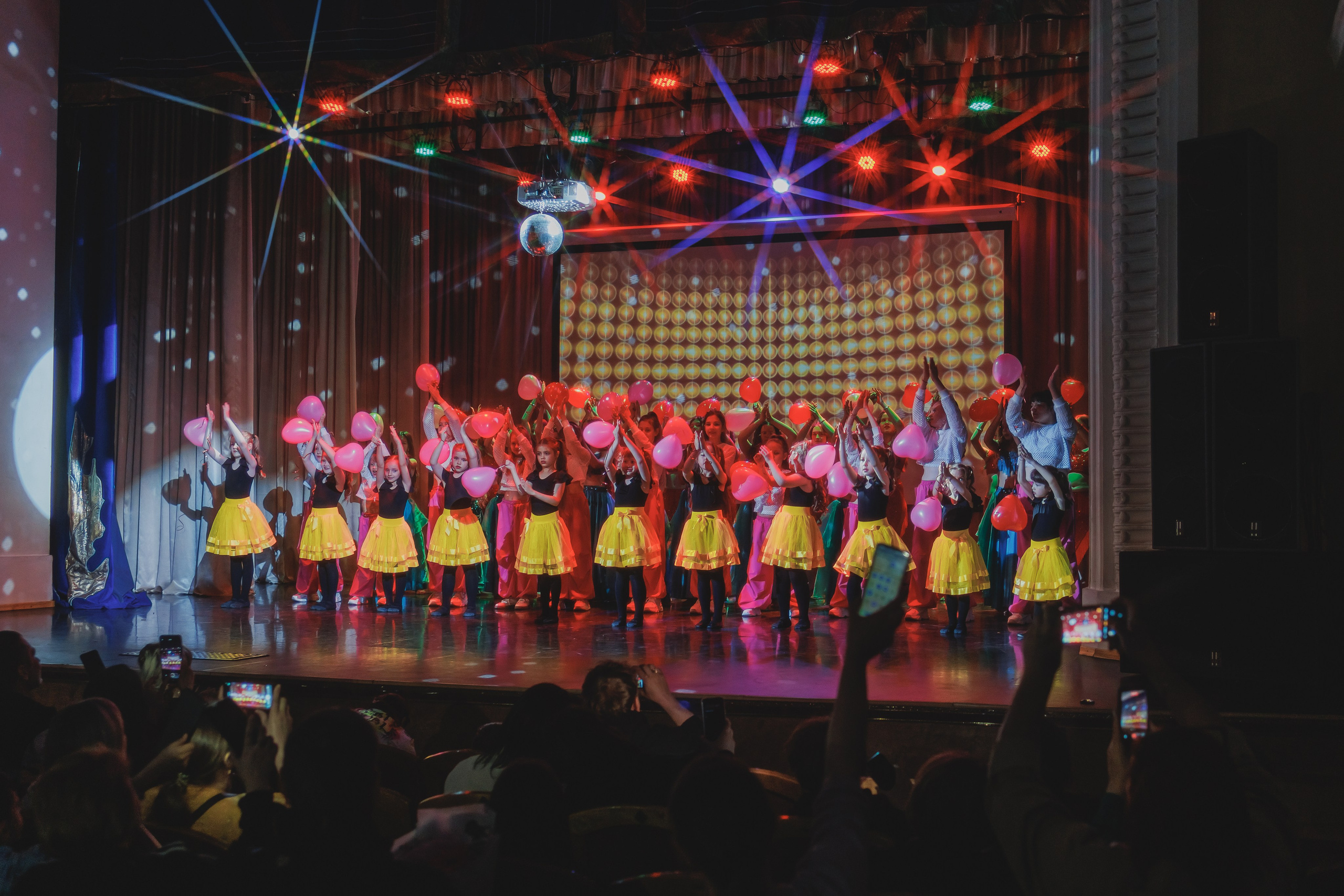 Отчётный концерт Riviera Dance. Май 2026. Фотограф — Новосибирск