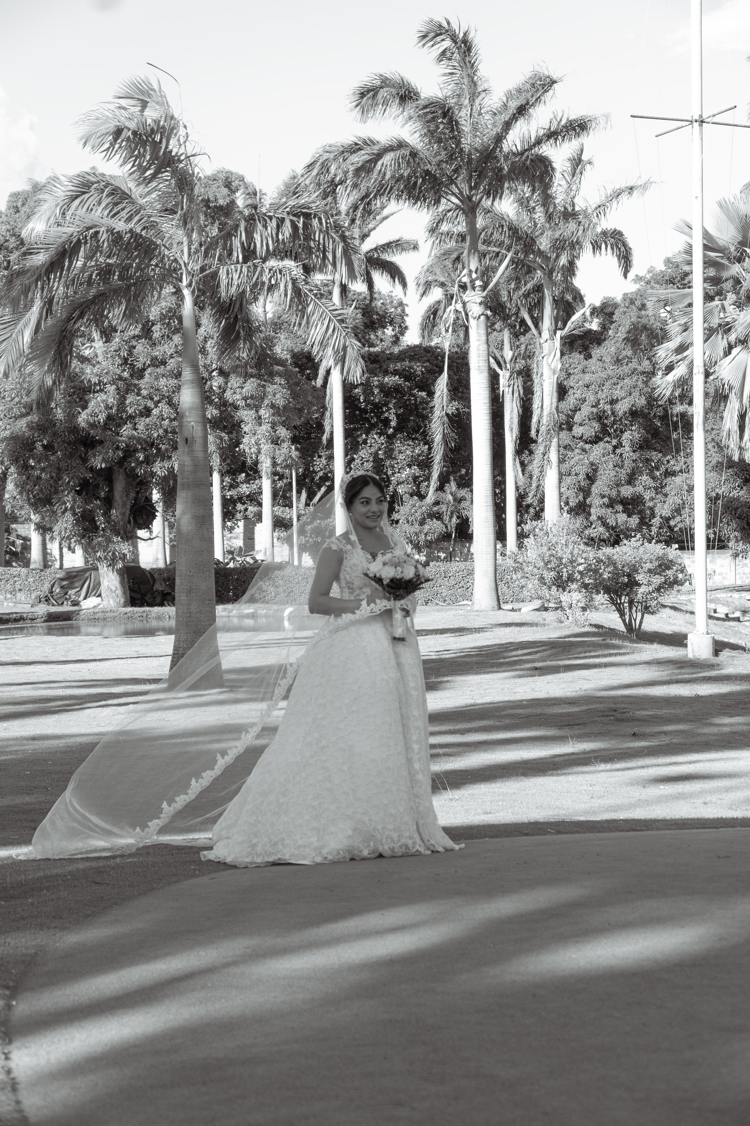 Carola & Gerson. Wedding Photographer in Barcelona and Medellin