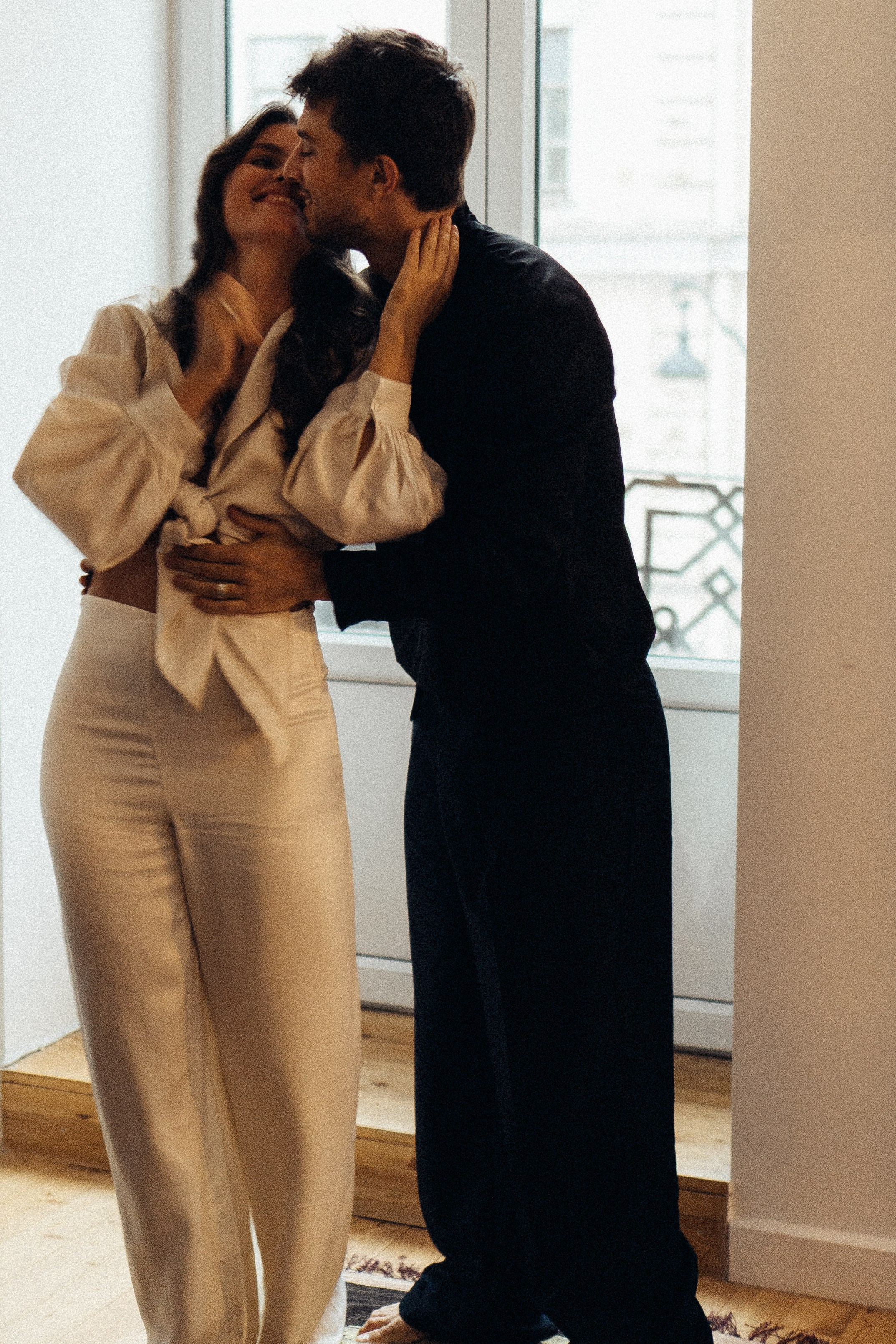 УТРО ЖЕНИХА И НЕВЕСТЫ В ПИТЕРСКОЙ КВАРТИРЕ И СЬЕМКА С СВАДЕБНЫХ ОБРАЗАХ. Профессиональный фотограф, Санкт-Петербург — Виктория Богомолова