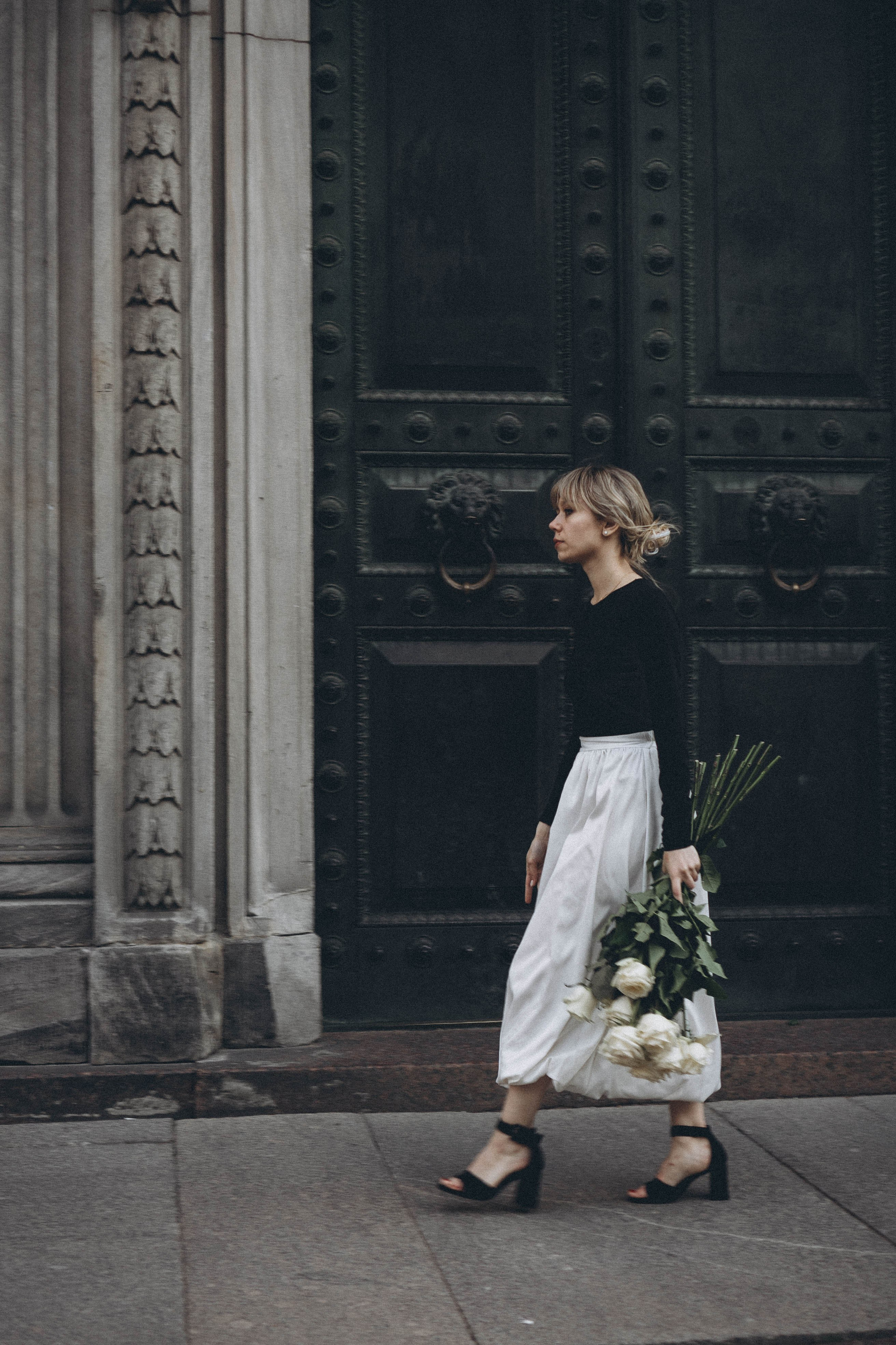 ПРОГУЛКА ПО ГОРОДУ В БЕЛЫЕ НОЧИ (другой вариант). Профессиональный фотограф, Санкт-Петербург — Виктория Богомолова