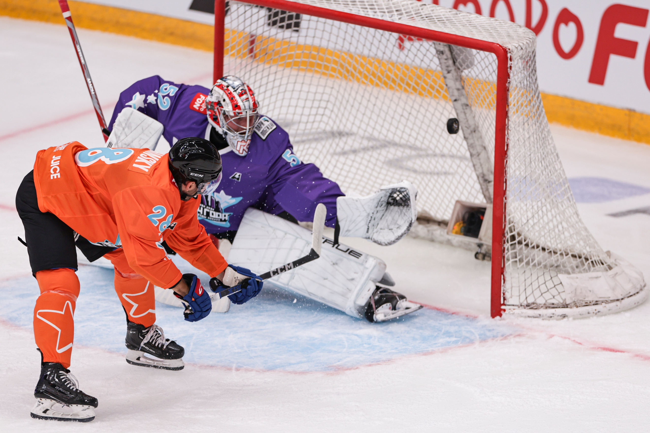 Матч года 2024: Игроки НХЛ против Игроков КХЛ. Спортивный репортажный фотограф Казань Нафис Сиразетдинов