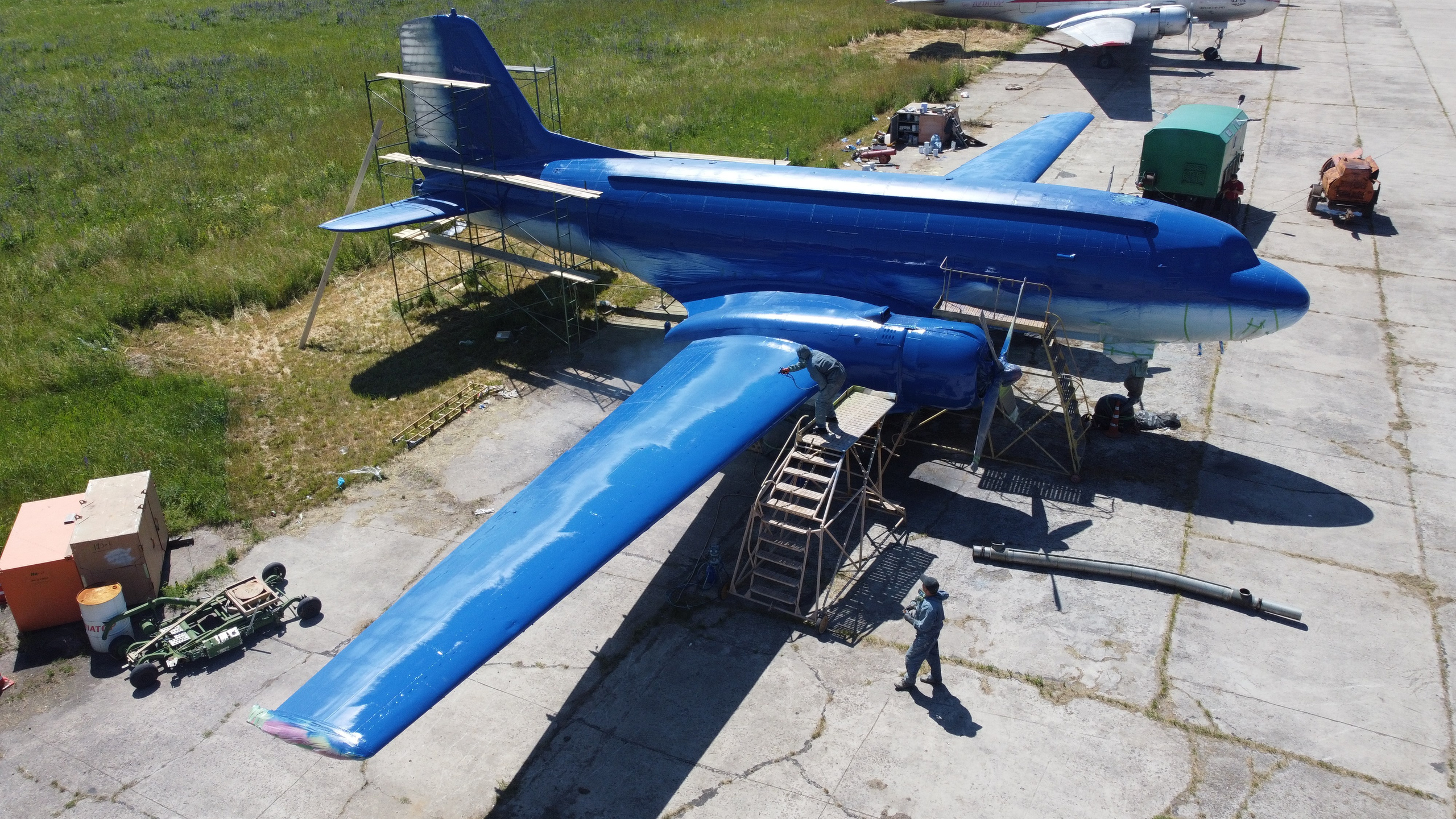 Ил-14Т «Голубая Мечта» — покраска (2022г). Фотоальбом показывающий увлекательный мир авиации и мир медведей Андрея Иванова