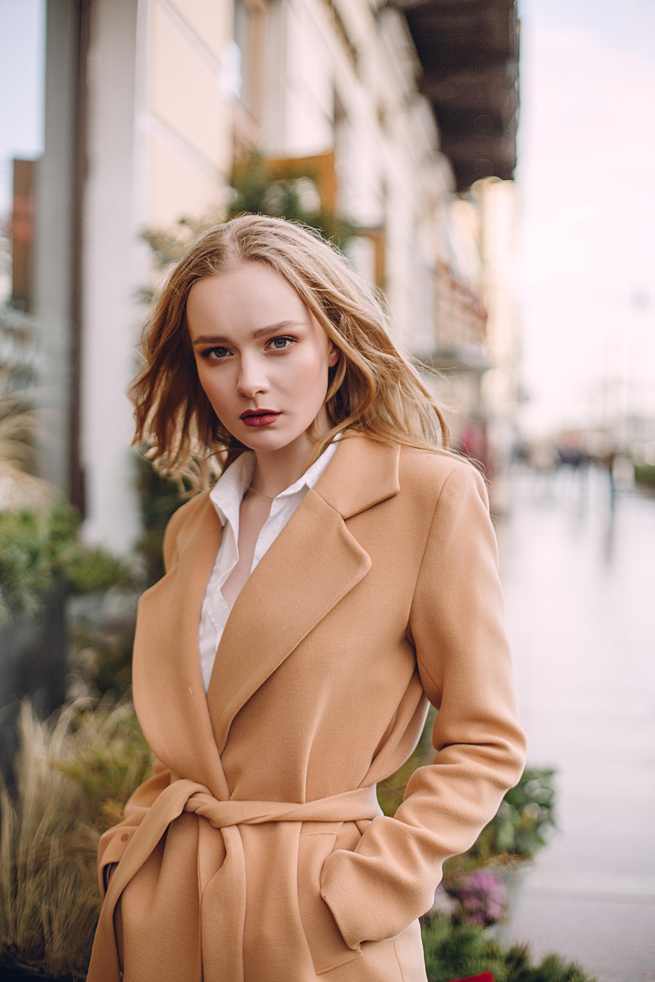 Предрождественская съемка девушки на улице. Портретный фотограф в Санкт-Петербурге