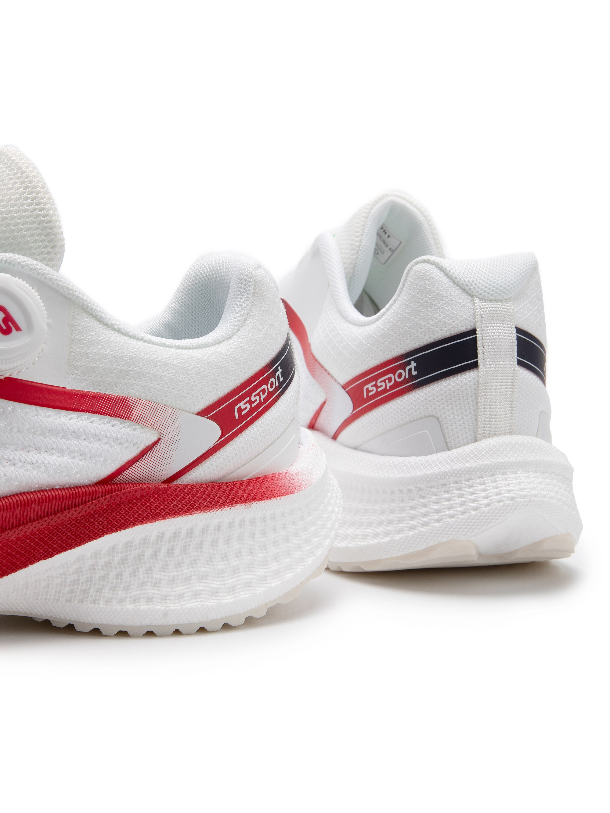 Каталожная фотография обуви. Фотограф в Москве Егор Гончаров