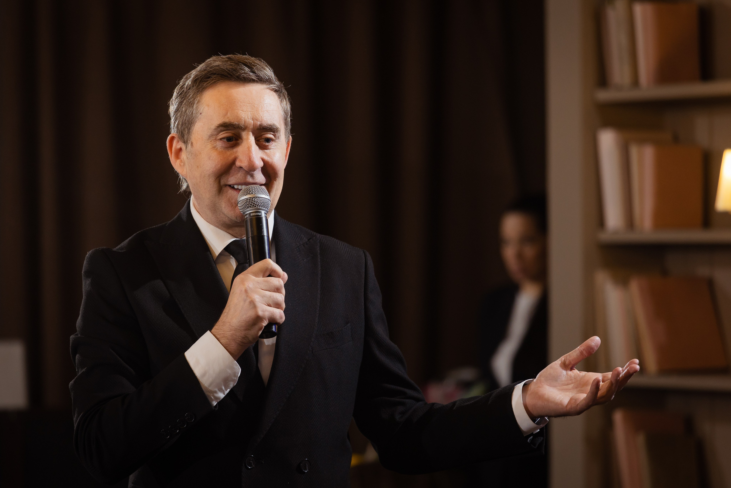 Дни рождения. Ведущий Валерий Чигинцев