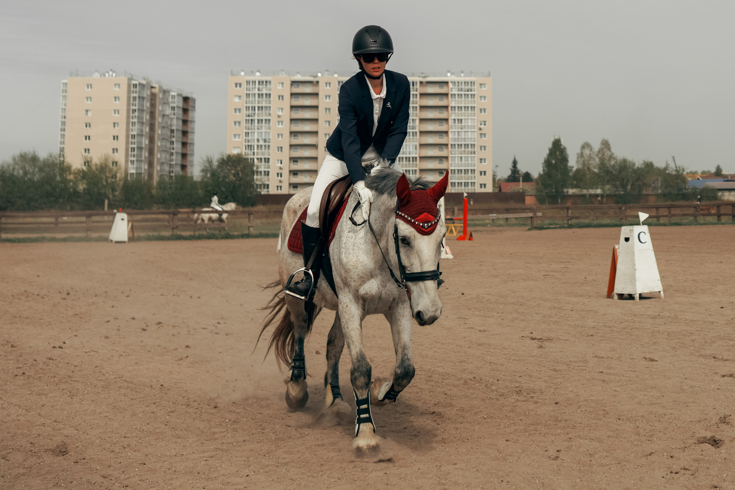 Тренер по конному спорту