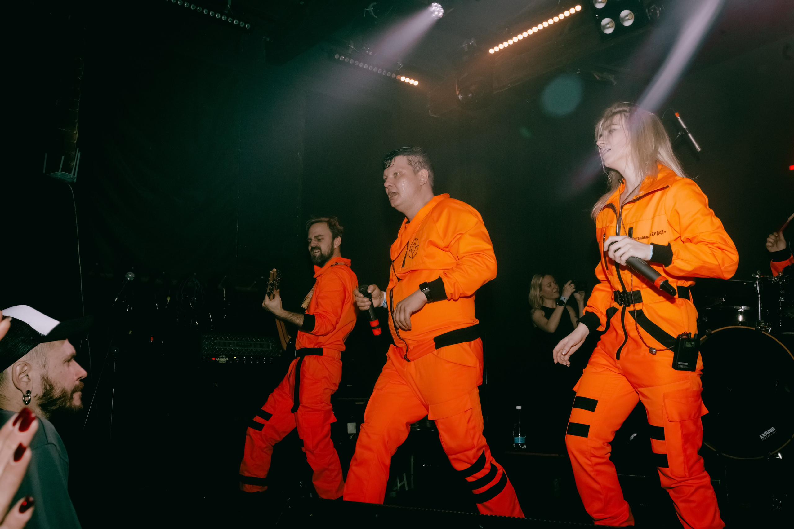 ПОСЛЕДНИЙ ПИОНЕР. Фотограф Елена Богачева (lenalena_na_na_na)