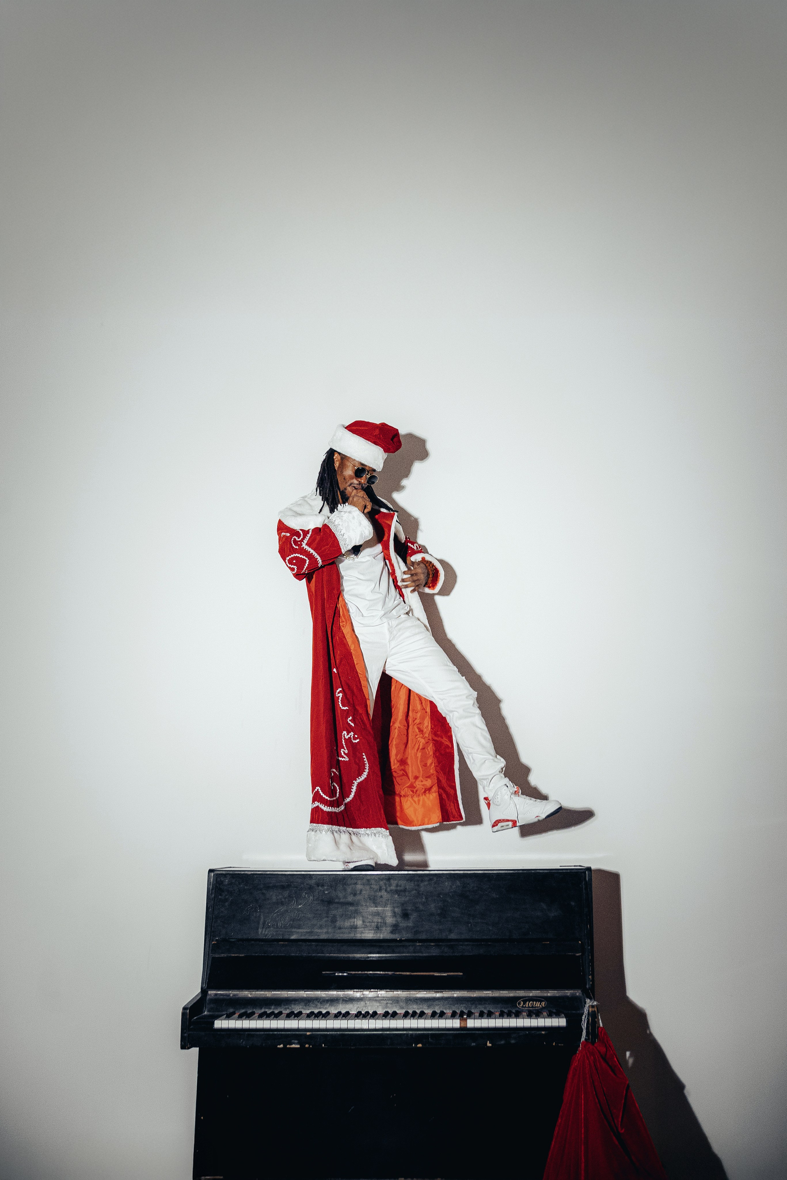 Не Дед мороз