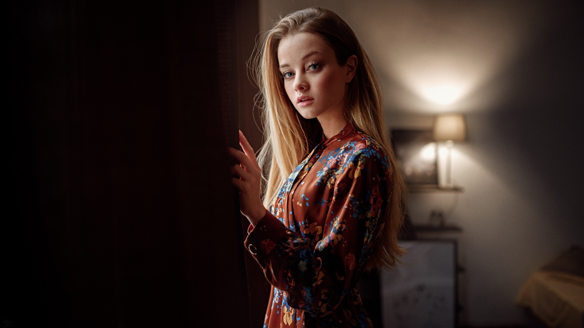 Indoor Portrait. Photographer Georgy Chernyadyev