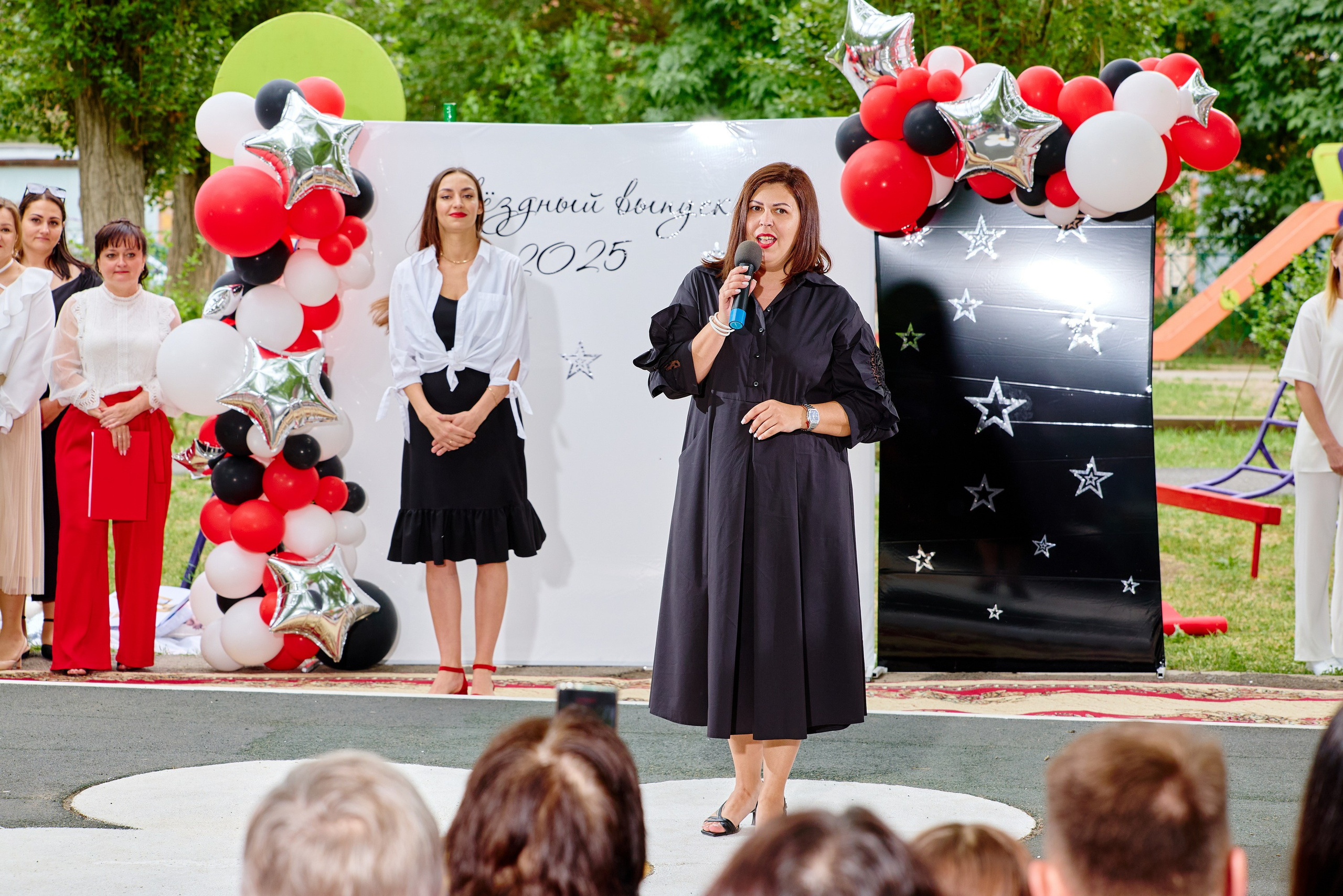 Выпускной 45 сад. Фотограф Выпускные альбомы Таганрог Сергей Коробченко