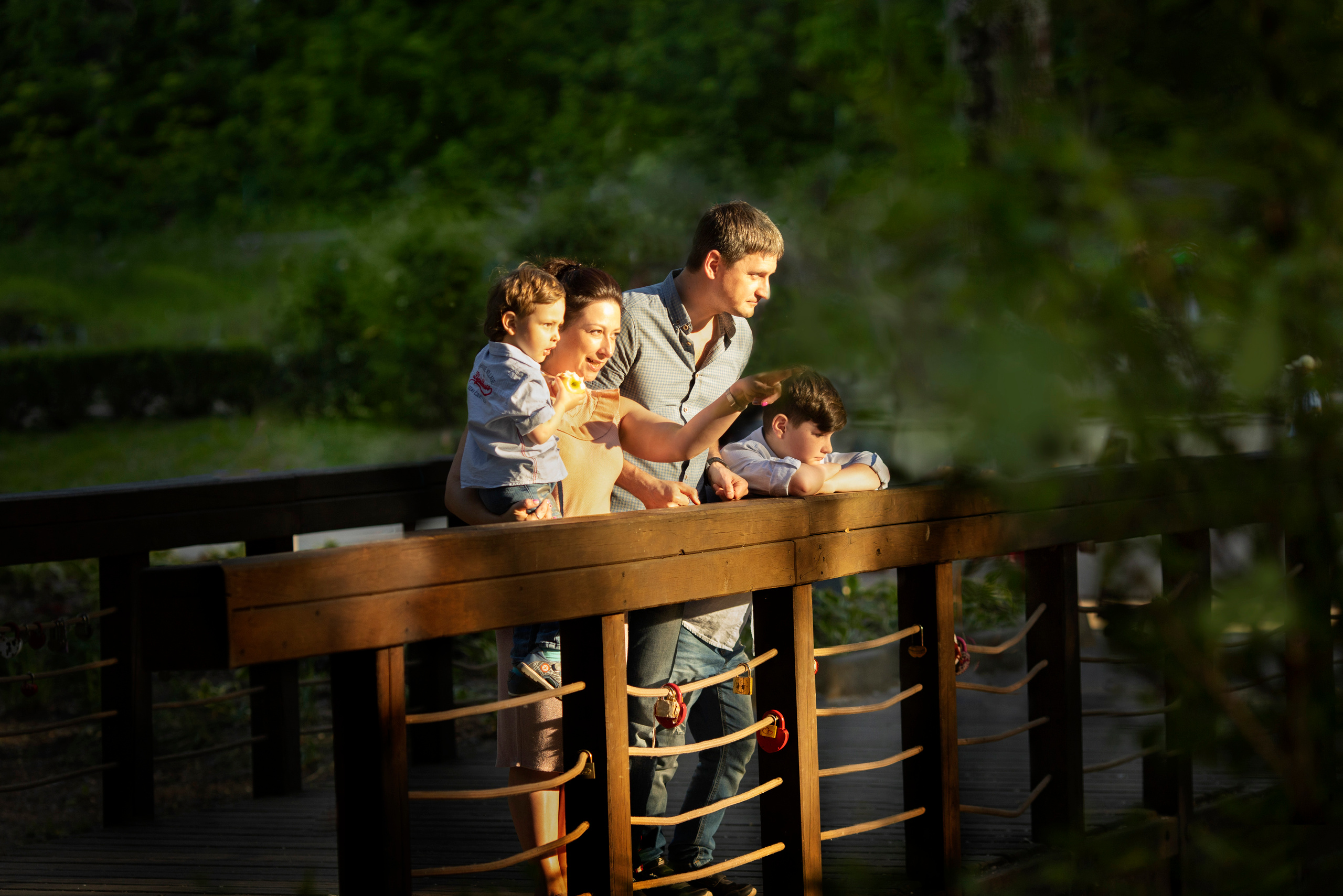 Семейная прогулка в парке Динамо — Лена и ее семья. Алена Полозкова — семейный фотограф в Воронеже и Москве