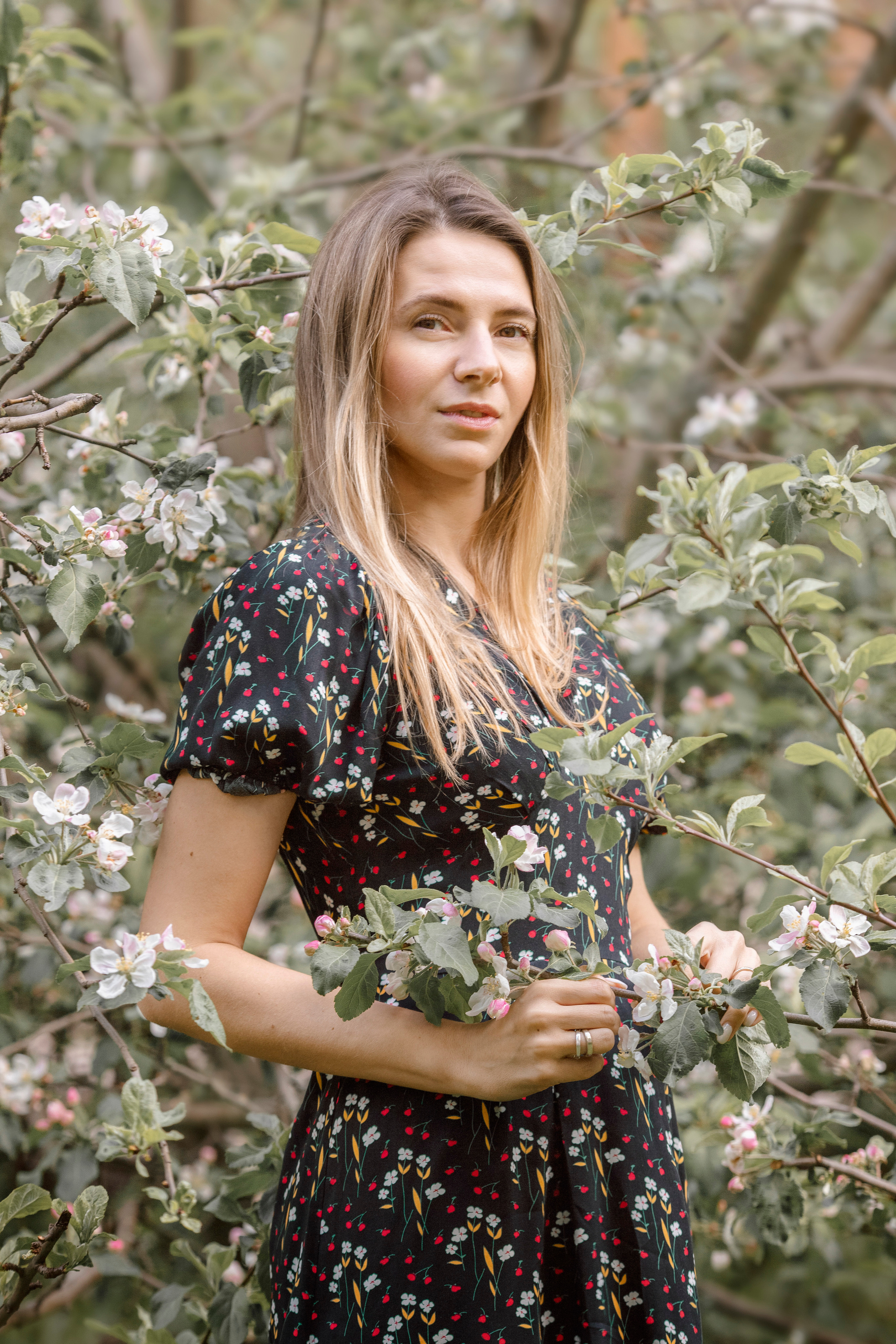 Женский портрет — Олеся в цветении. Алена Полозкова — семейный фотограф в Воронеже и Москве