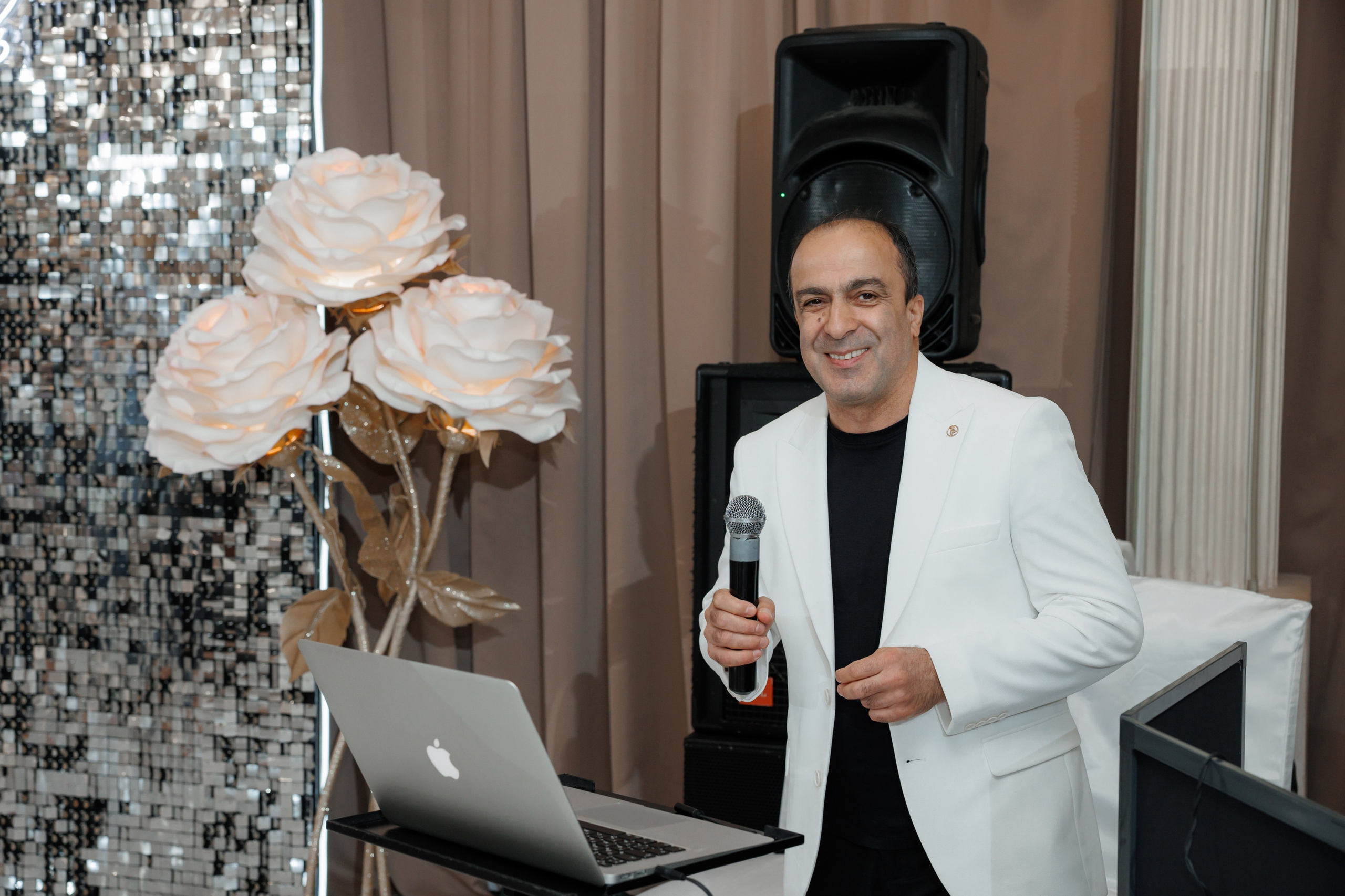 ЗАГС Бутово и Остафьево. Свадебный и репортажный фотограф (Москва, Королев и другие)