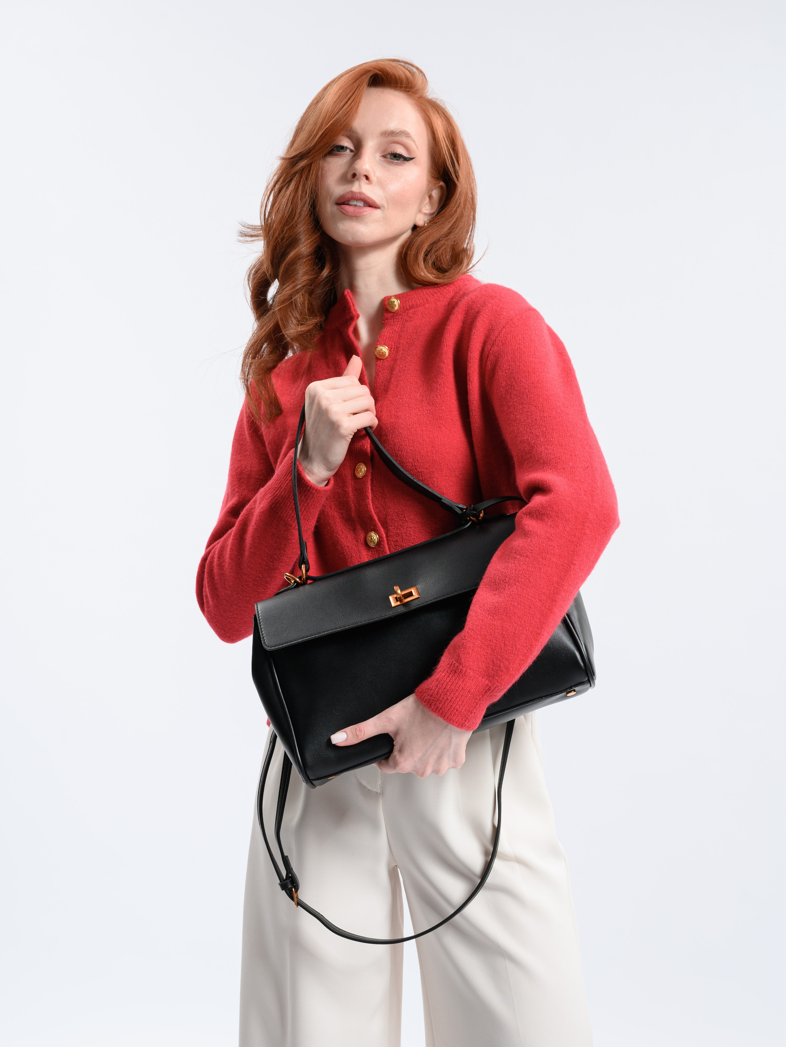 Каталог Девушки. Студия рекламной и предметной съемки товаров WELKO Studio