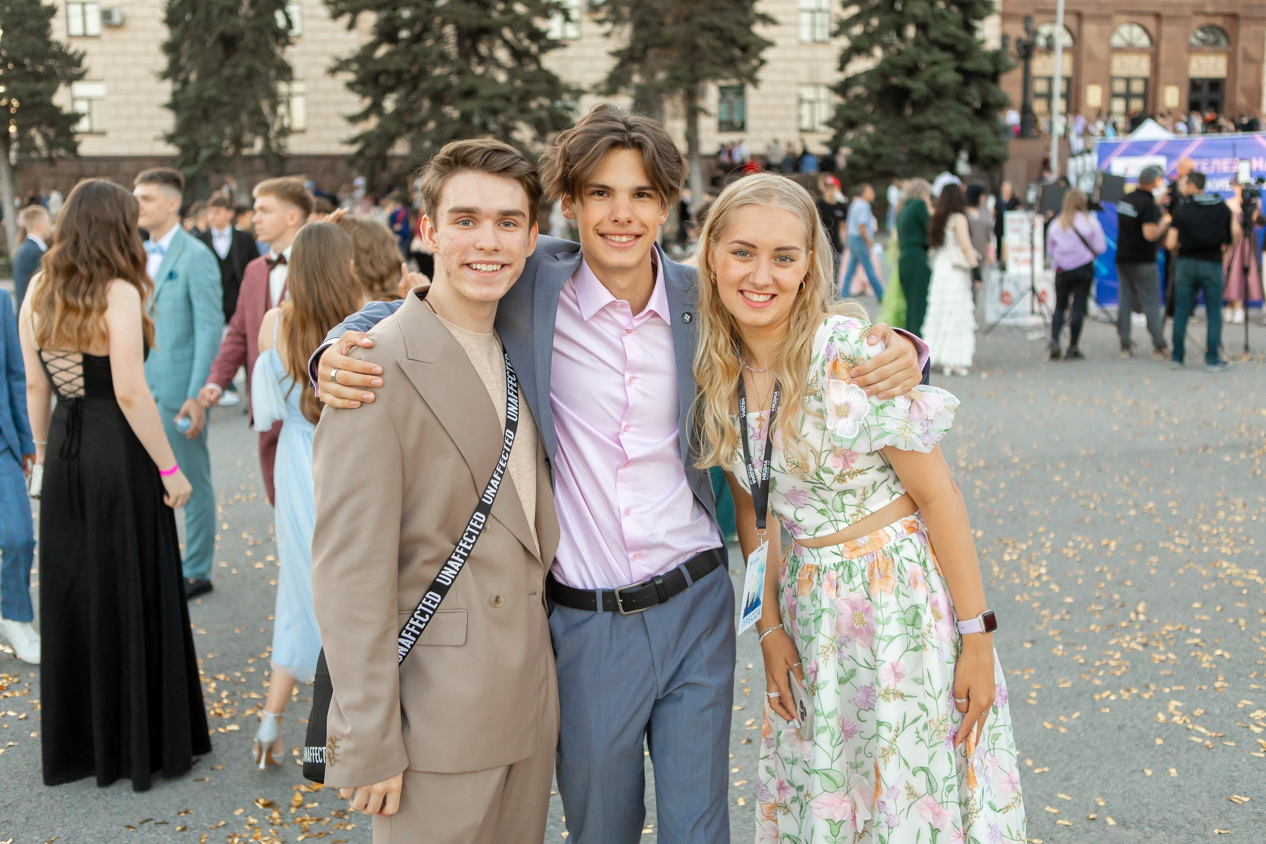 Выпускной Гимназия 12 2024 г. Свадебный и портретный Фотограф в Липецке Дмитрий Котюков