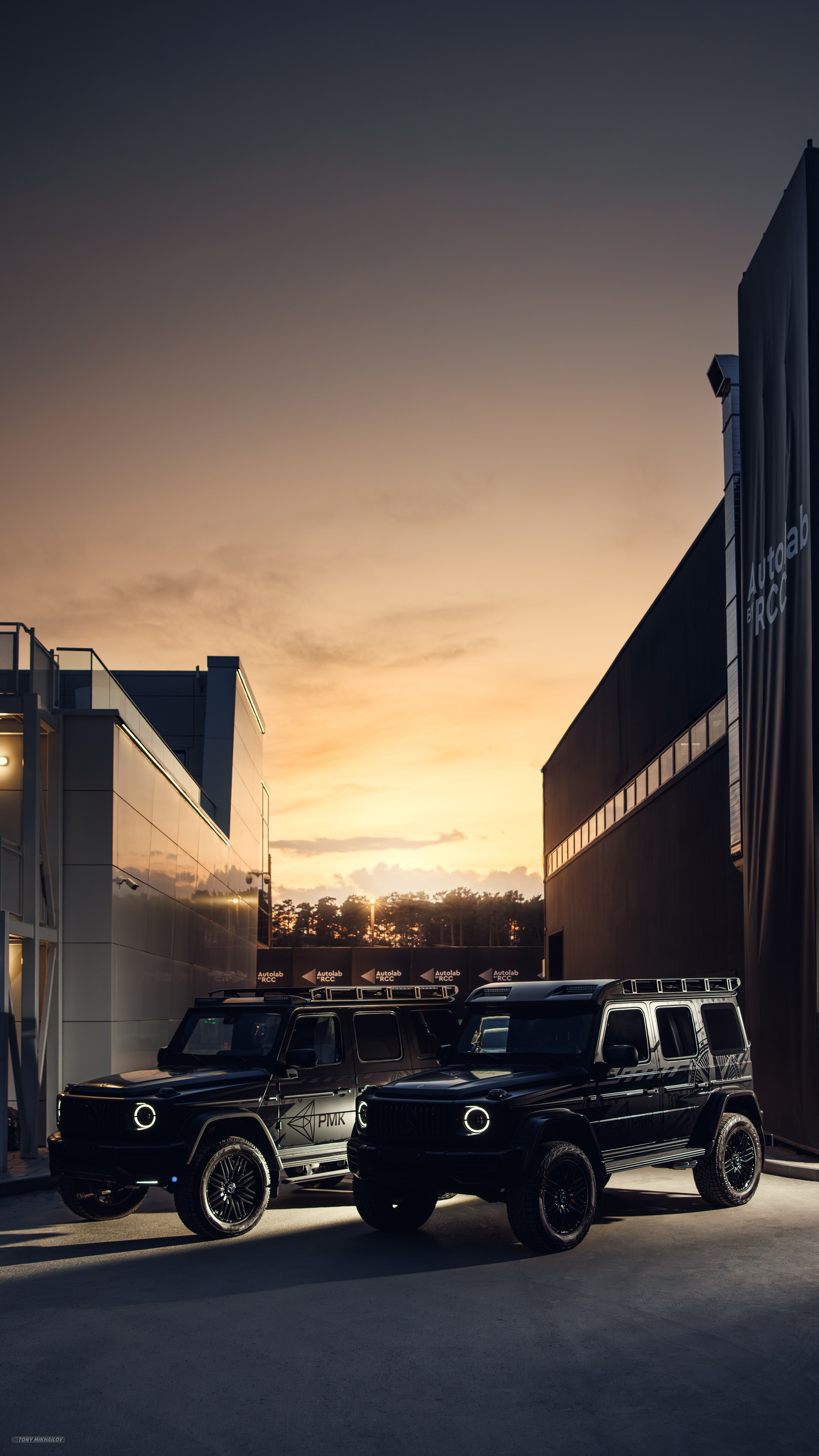 Авто. Tony Mikhailov