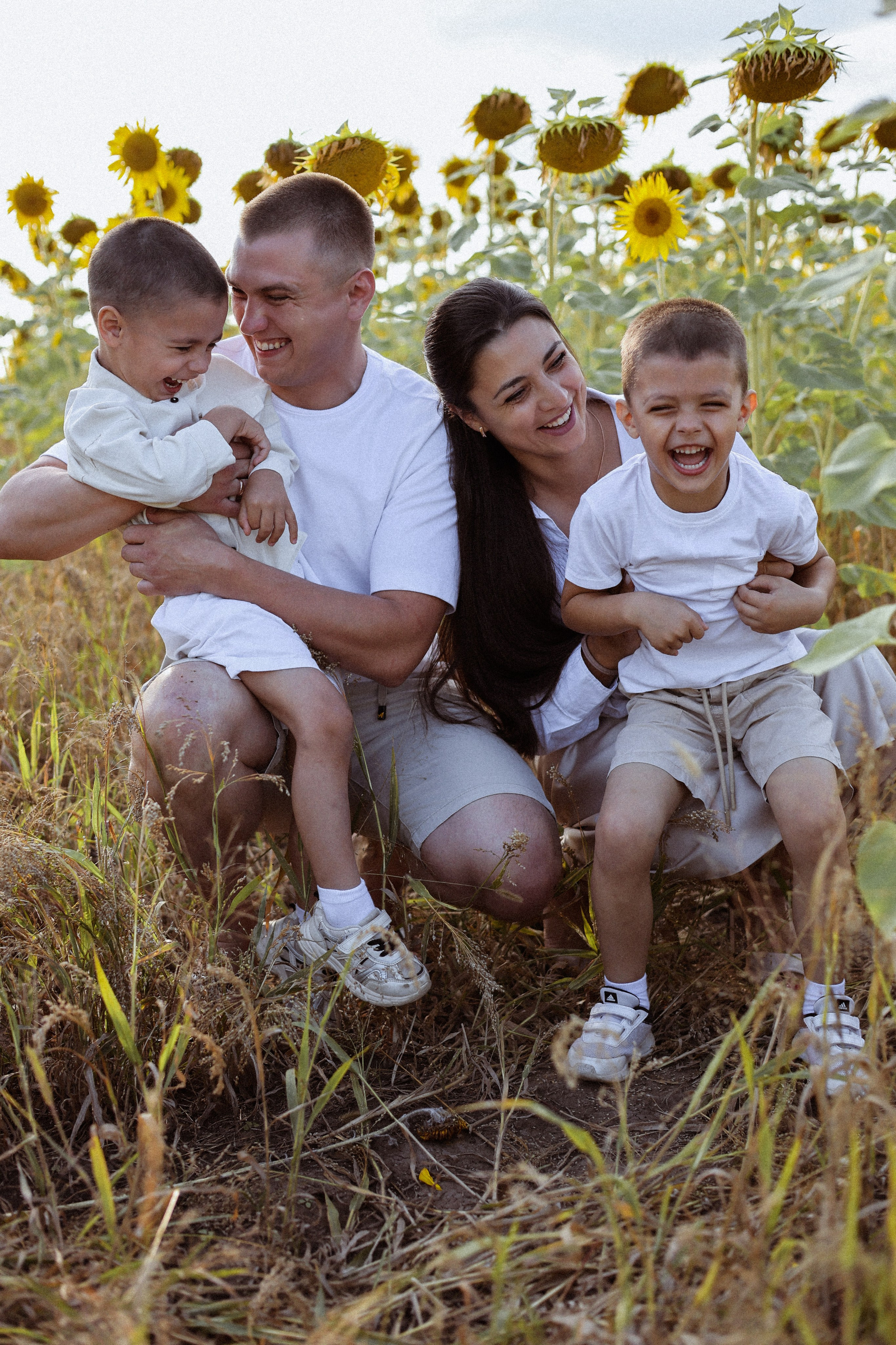 Семья Нероповых. Мания, портретный фотограф в городе Оренбург