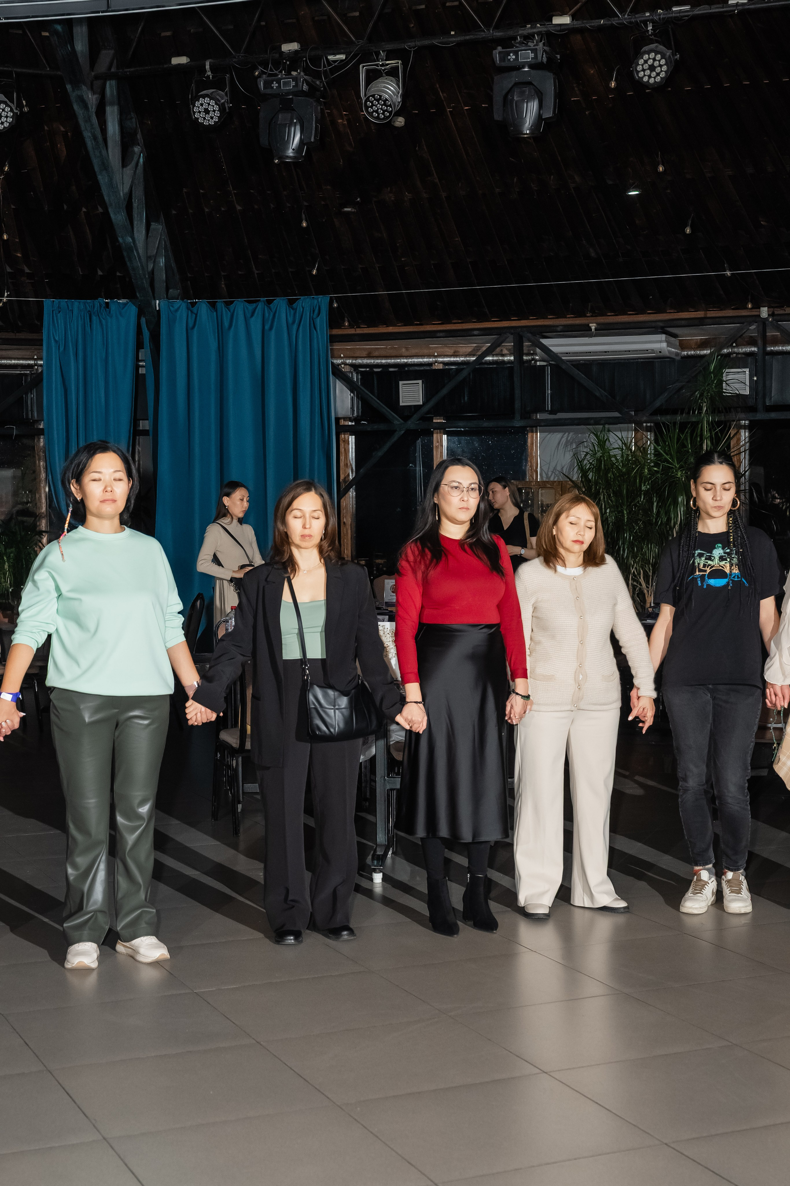 Фестиваль писхологии и самопознания. Фотограф и видеограф в Улан-Удэ: Аюна Габагуева и Артём Шаханов