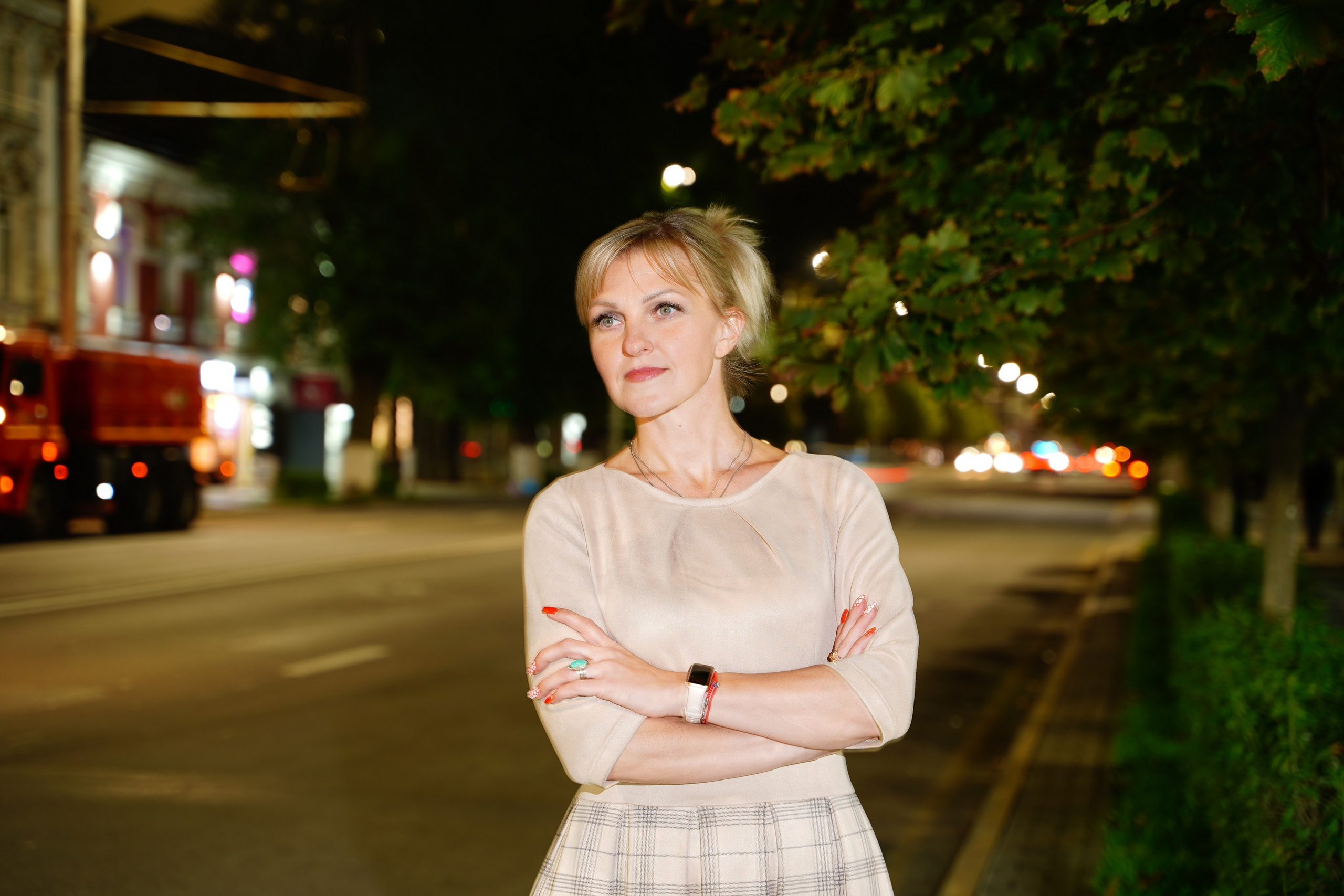 Вечерняя съемка. MEMENTO.Выпускные альбомы, школьные, юбилейные и другие книги. Ростов-на-Дону