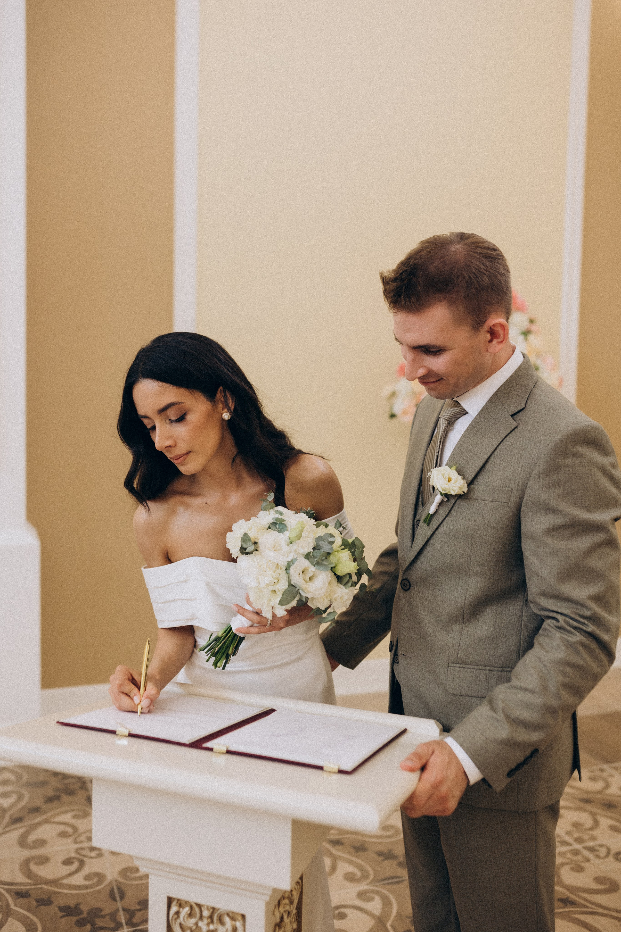 Сергей и Эльнара | Загс Калининского района. Свадебный и love story фотограф в Санкт-Петербурге