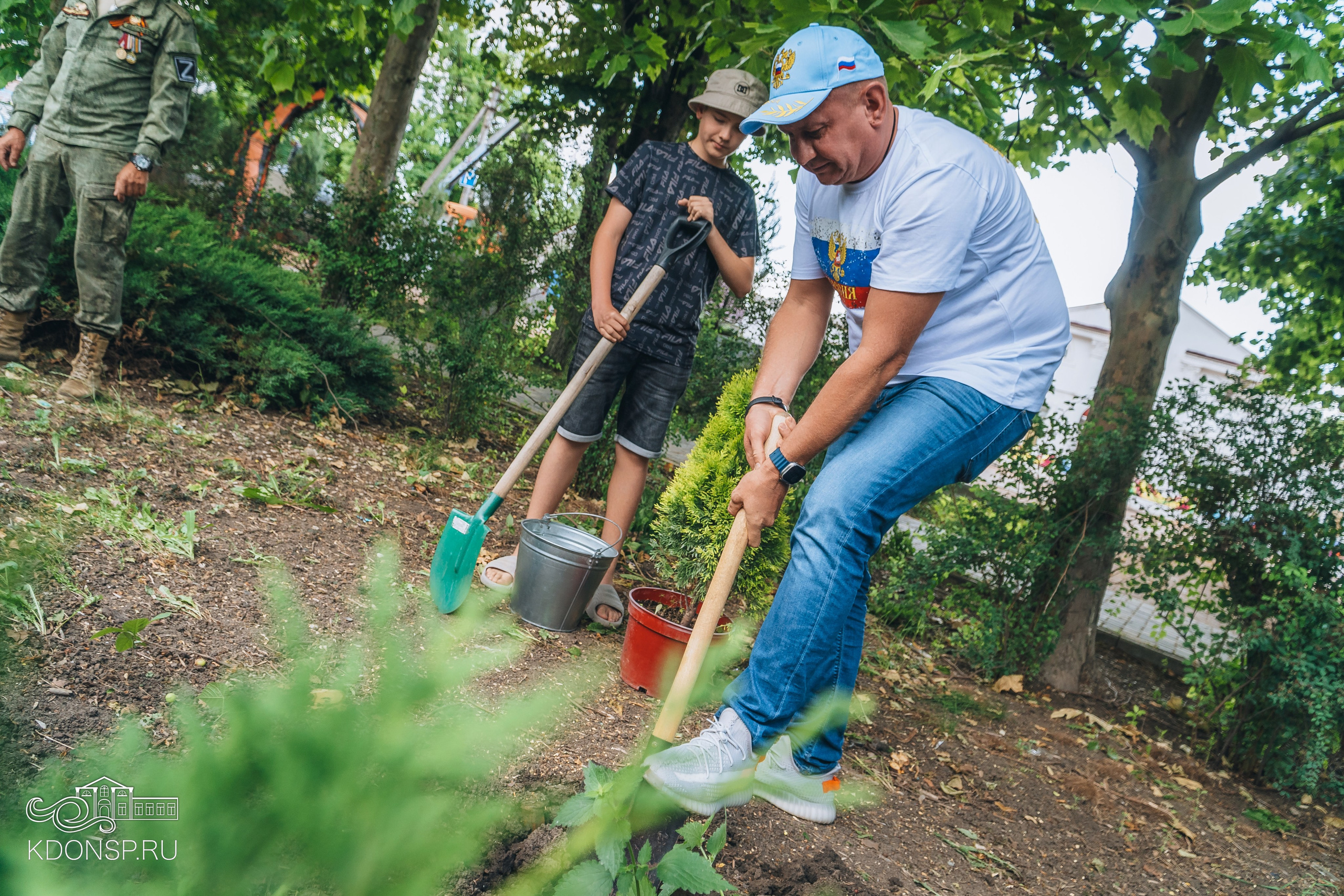 «Сад Памяти». Новотитаровский Дом культуры