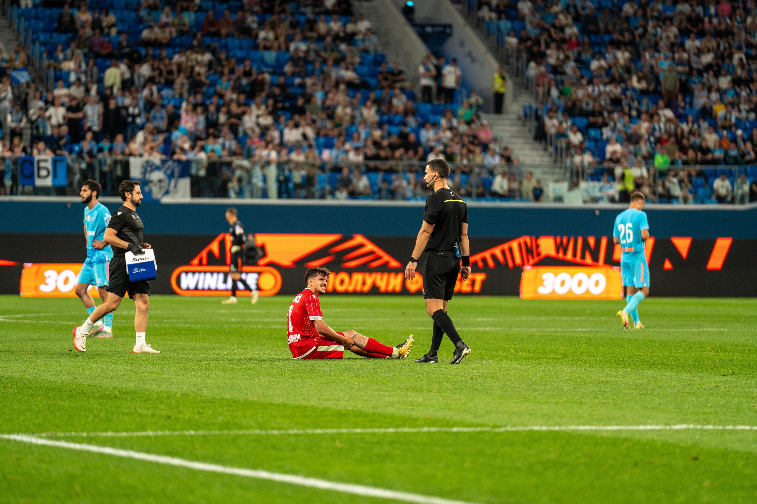Репортажный кадр матча Зенит—Сьон, спортивный фотограф Санкт-Петербург