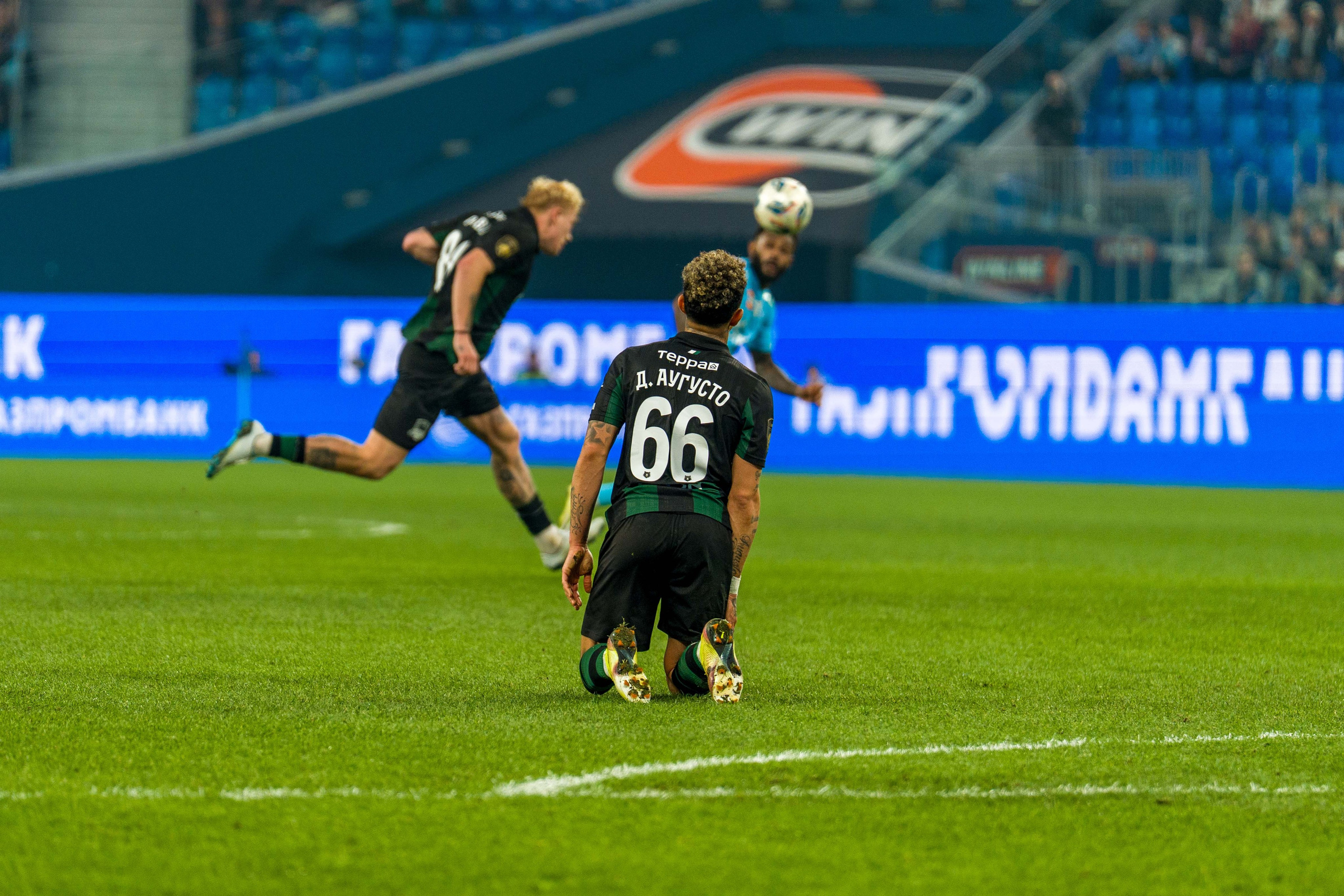 Зенит — Краснодар 1:1: фотогалерея матча 24-го тура РПЛ на Газпром Арене | Антон Гауф. Спортивный фотограф в Санкт-Петербурге | Антон Гауф