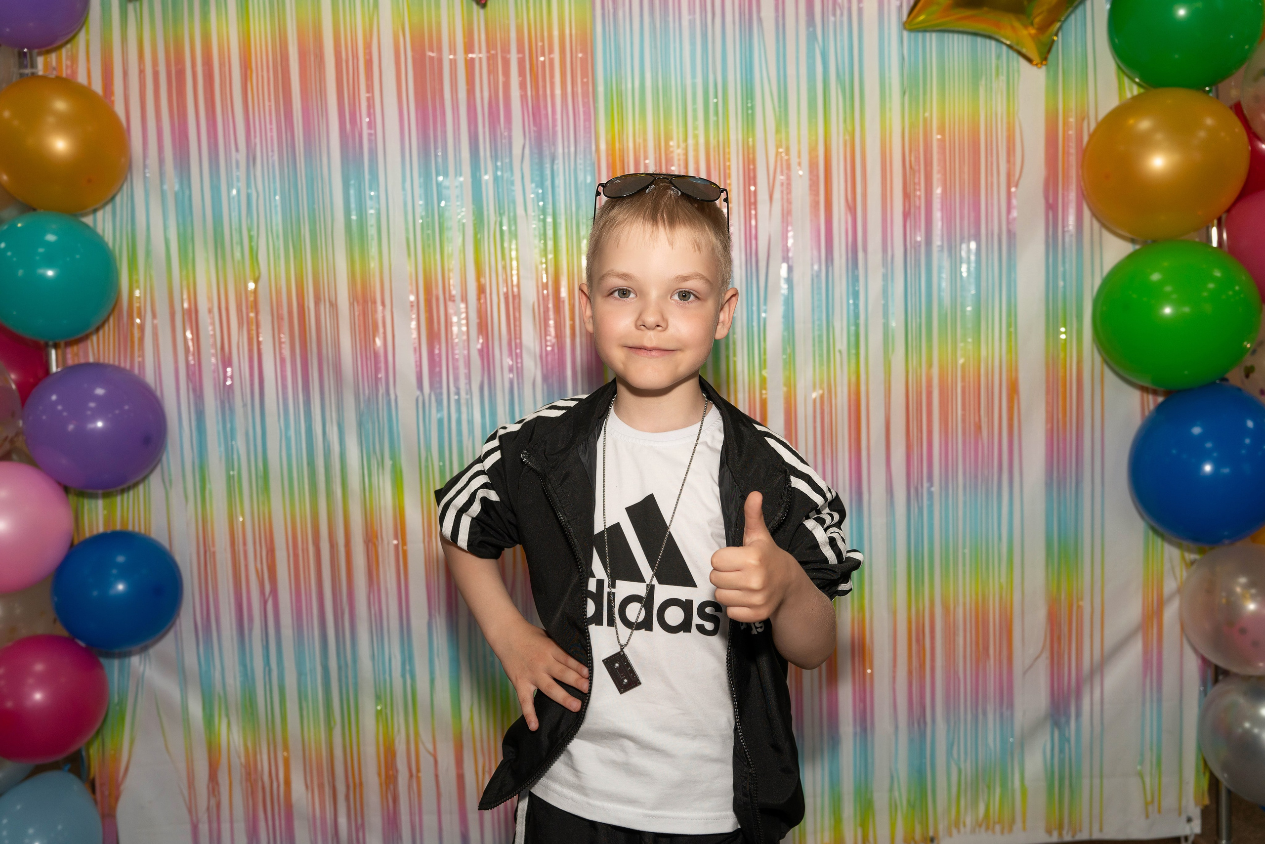 Съёмки в школе и садах, выпускные альбомы