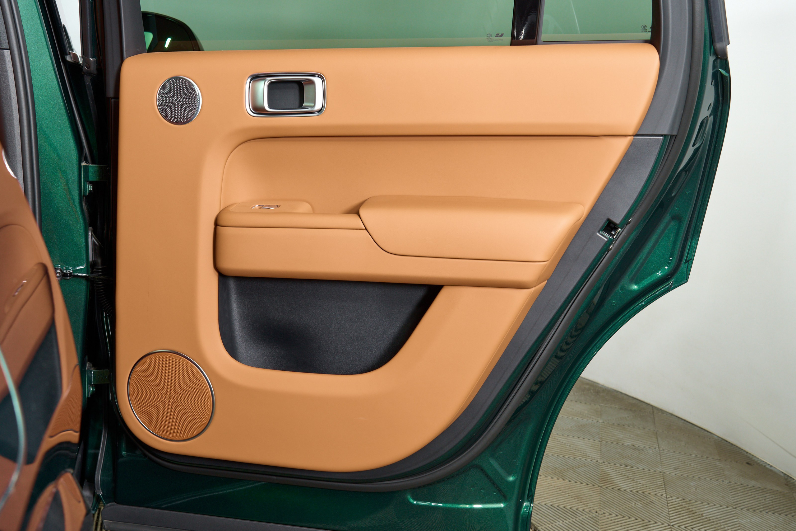 Lixiang L9. Фотограф Николай Прокофьев модельные тесты в Москве