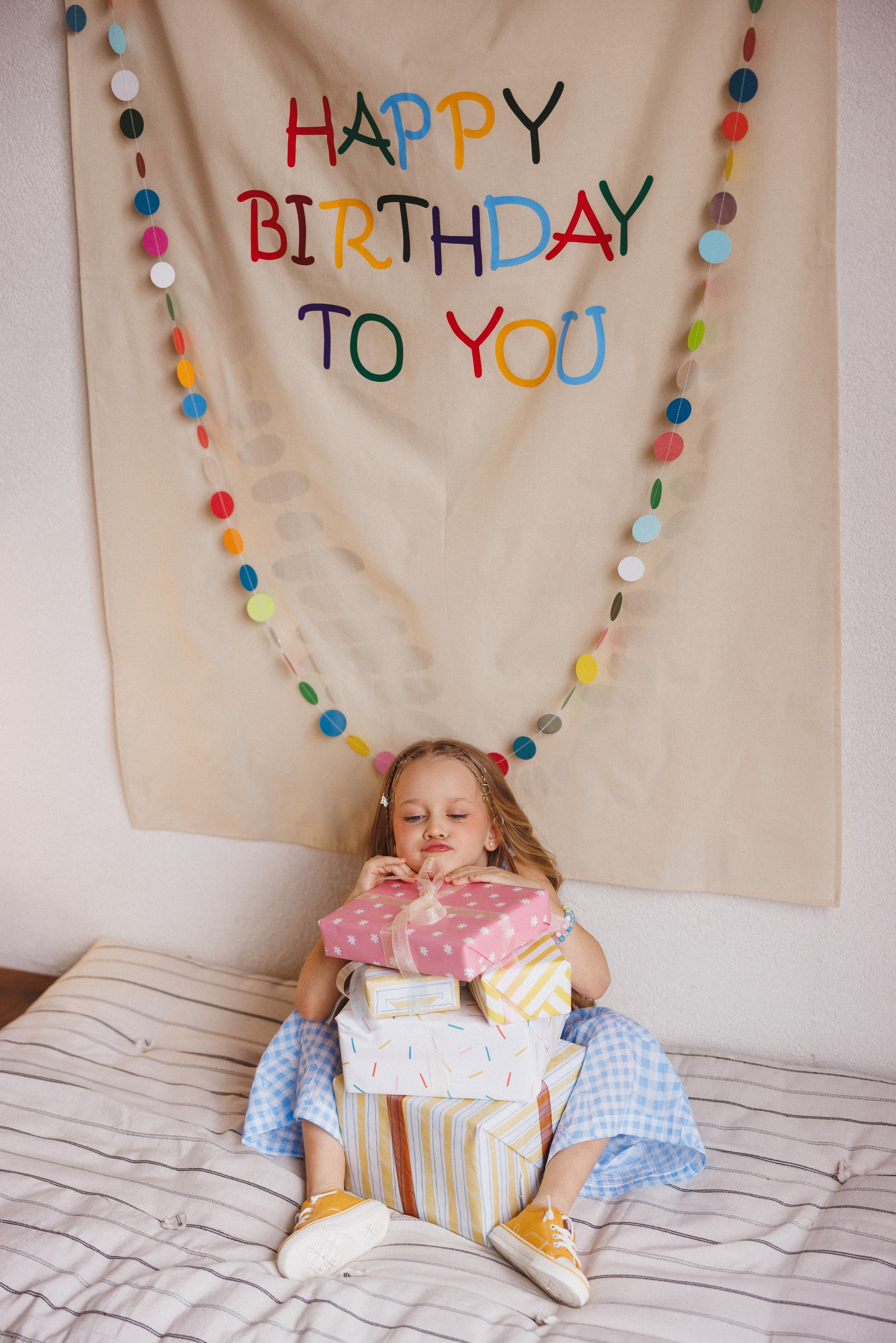 Яркая, весёлая фотосессия к Дню рождения. Фотостудия «Mestone», город Краснодар. Семейный и детский фотограф в Краснодаре Анна Трашкова
