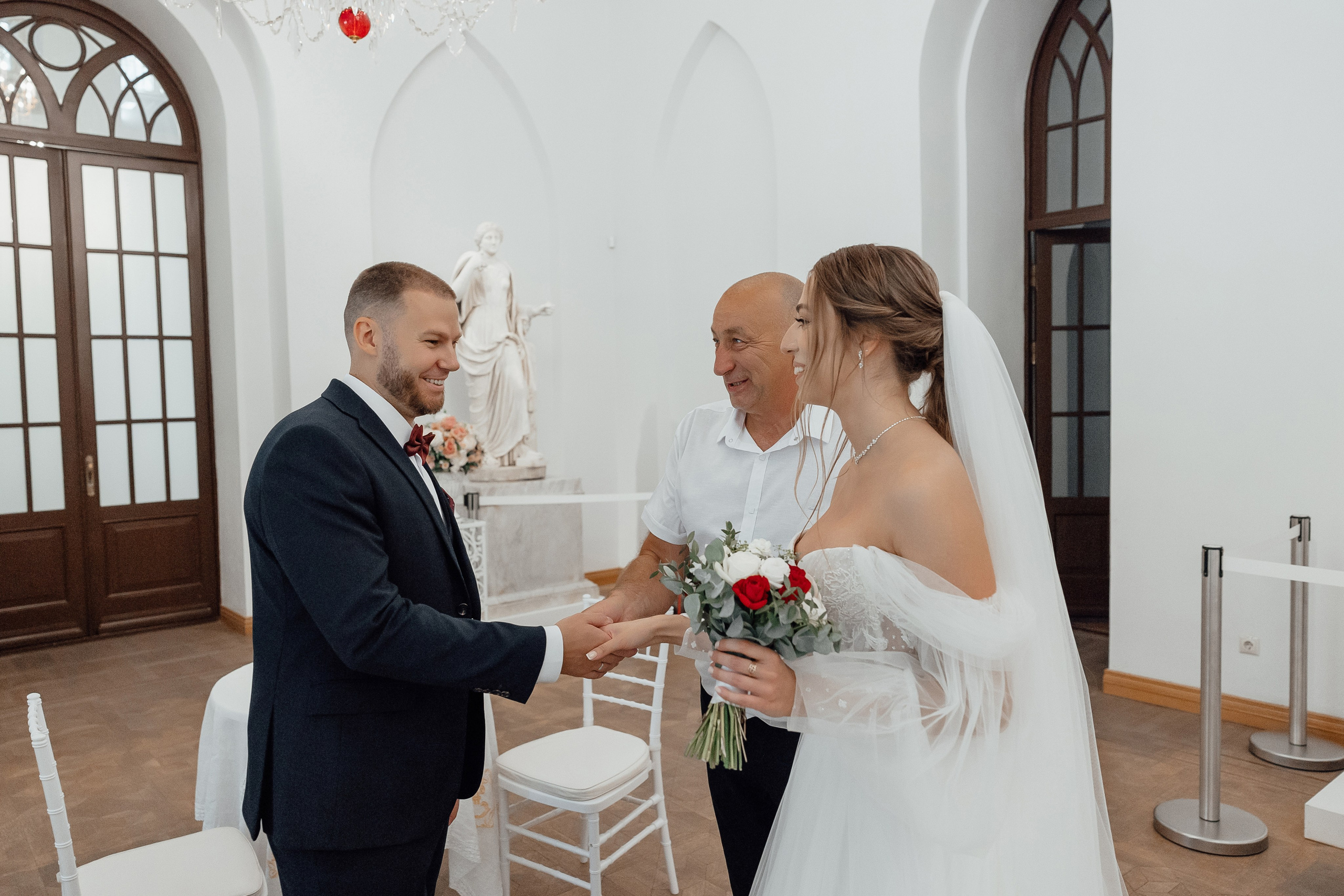 свадебная фотосессия в в оперном доме царицыно